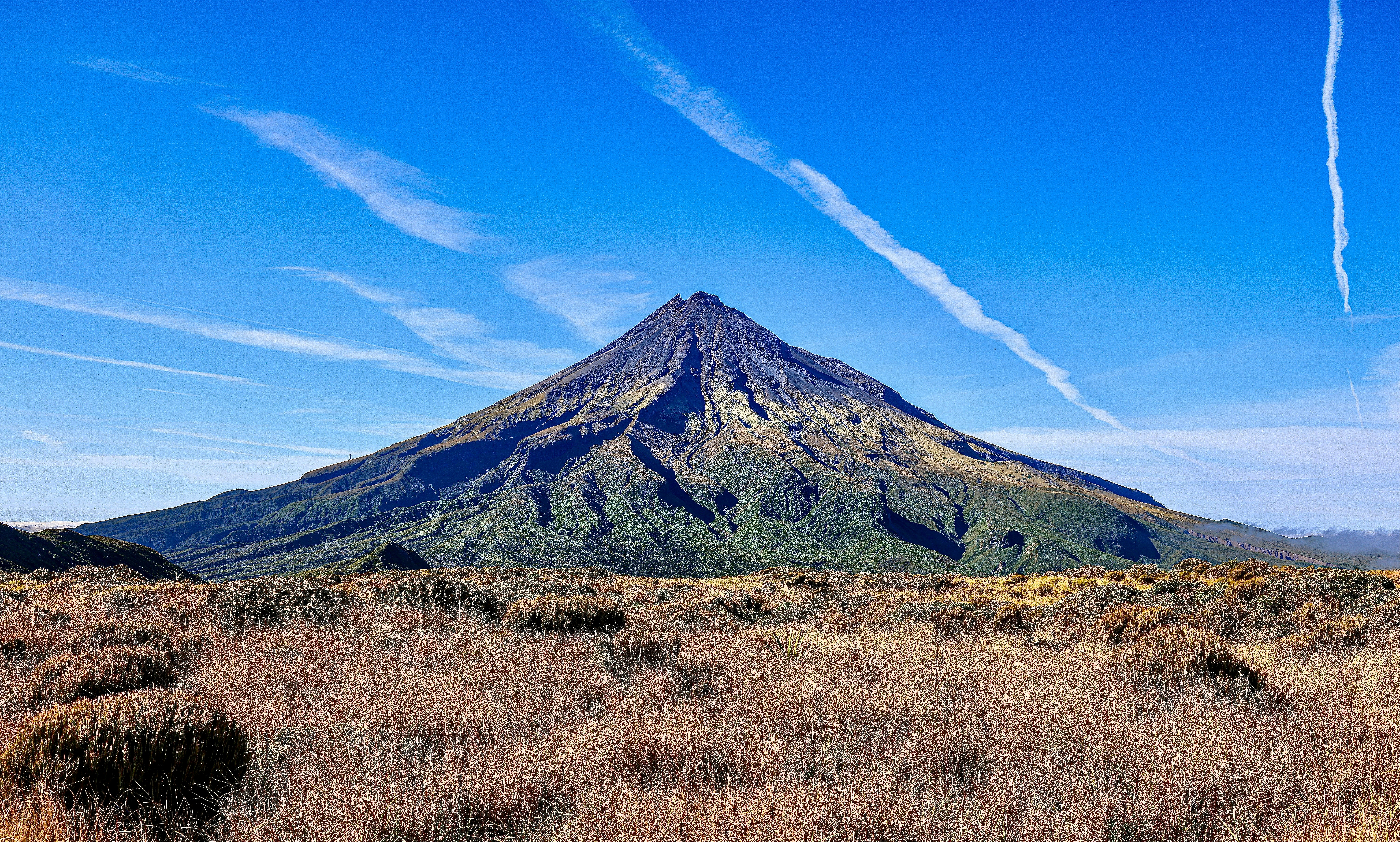 Photo by maximilian_brand