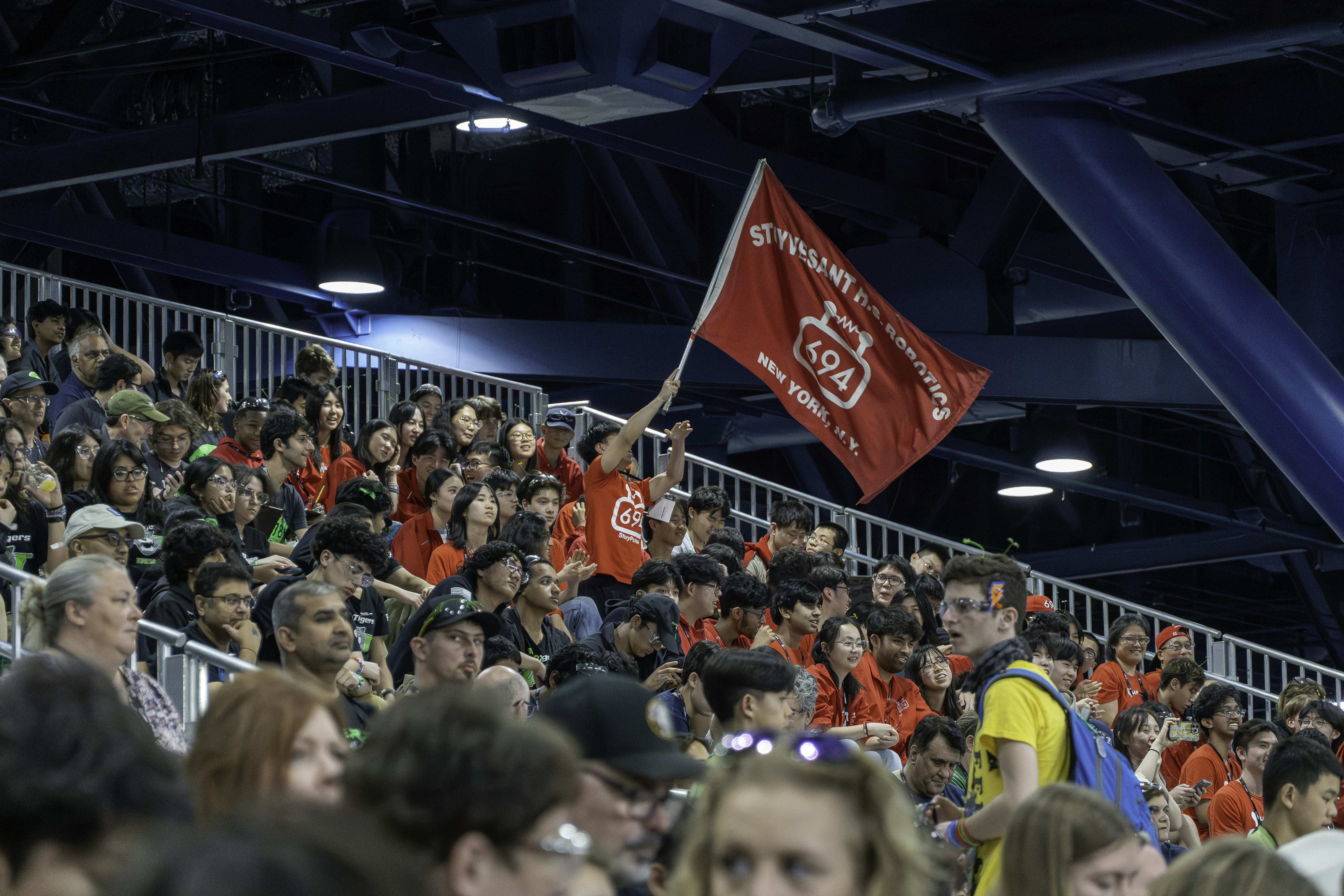 诺丁汉森林进欧战决赛，阿森纳首入欧冠半决赛｜2026世界杯赔率官方网站（封面配图）