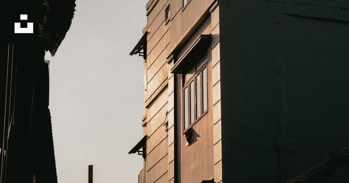 Buildings are highlighted by sunlight in this image. photo – Free ...