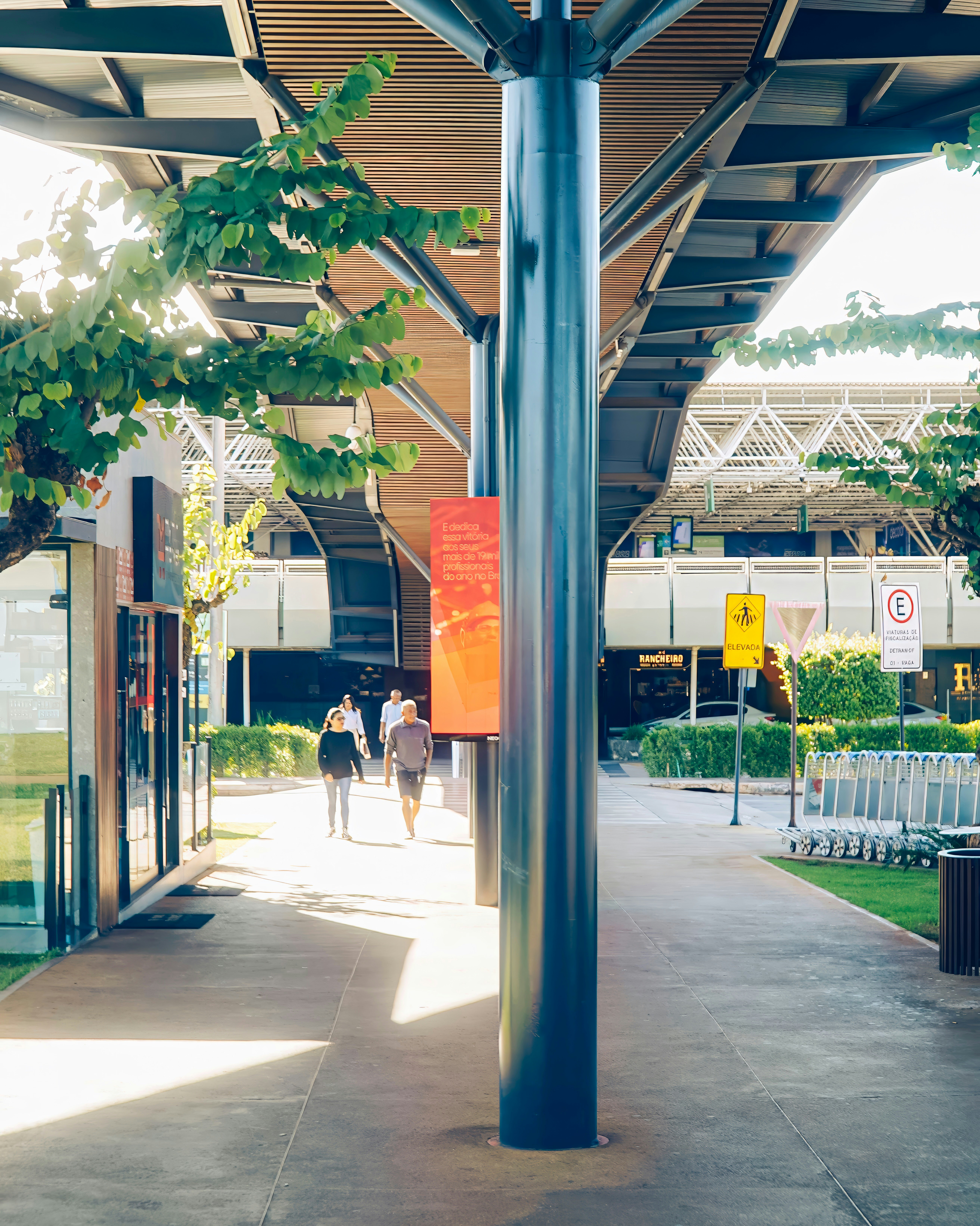 Photo by henryblonde