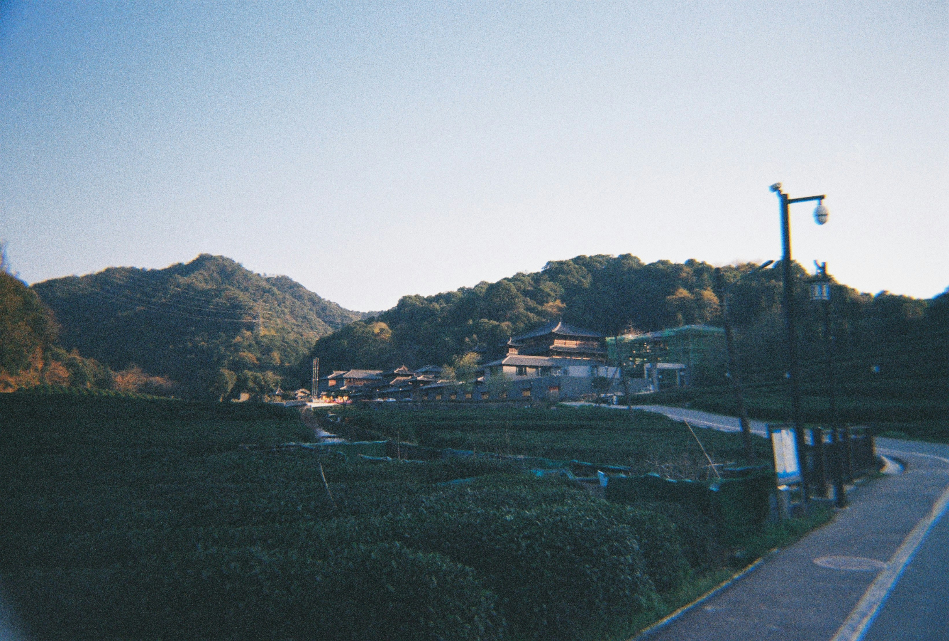 Photo by fullstop_lzjin