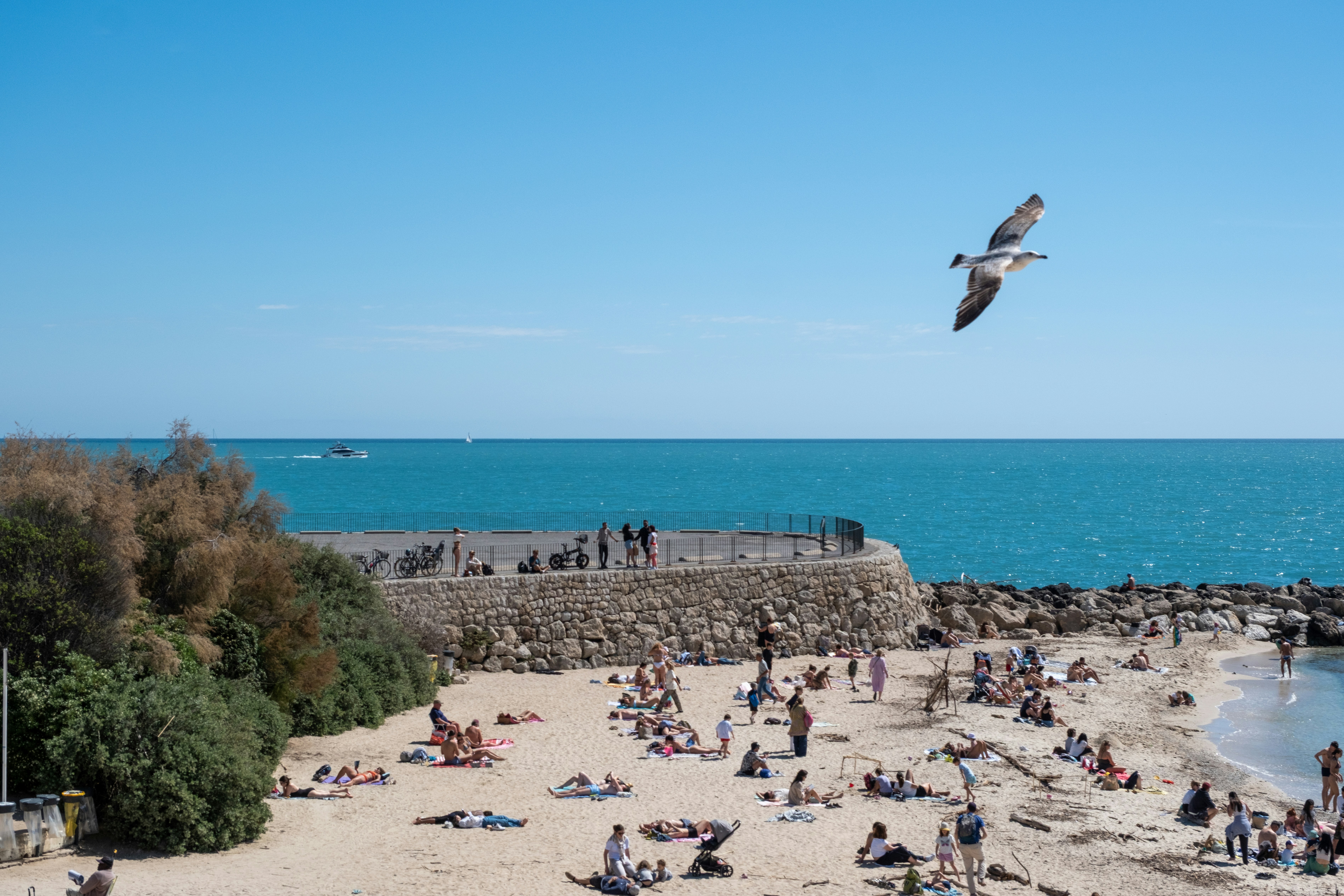 Plage de la Salis — Antibes