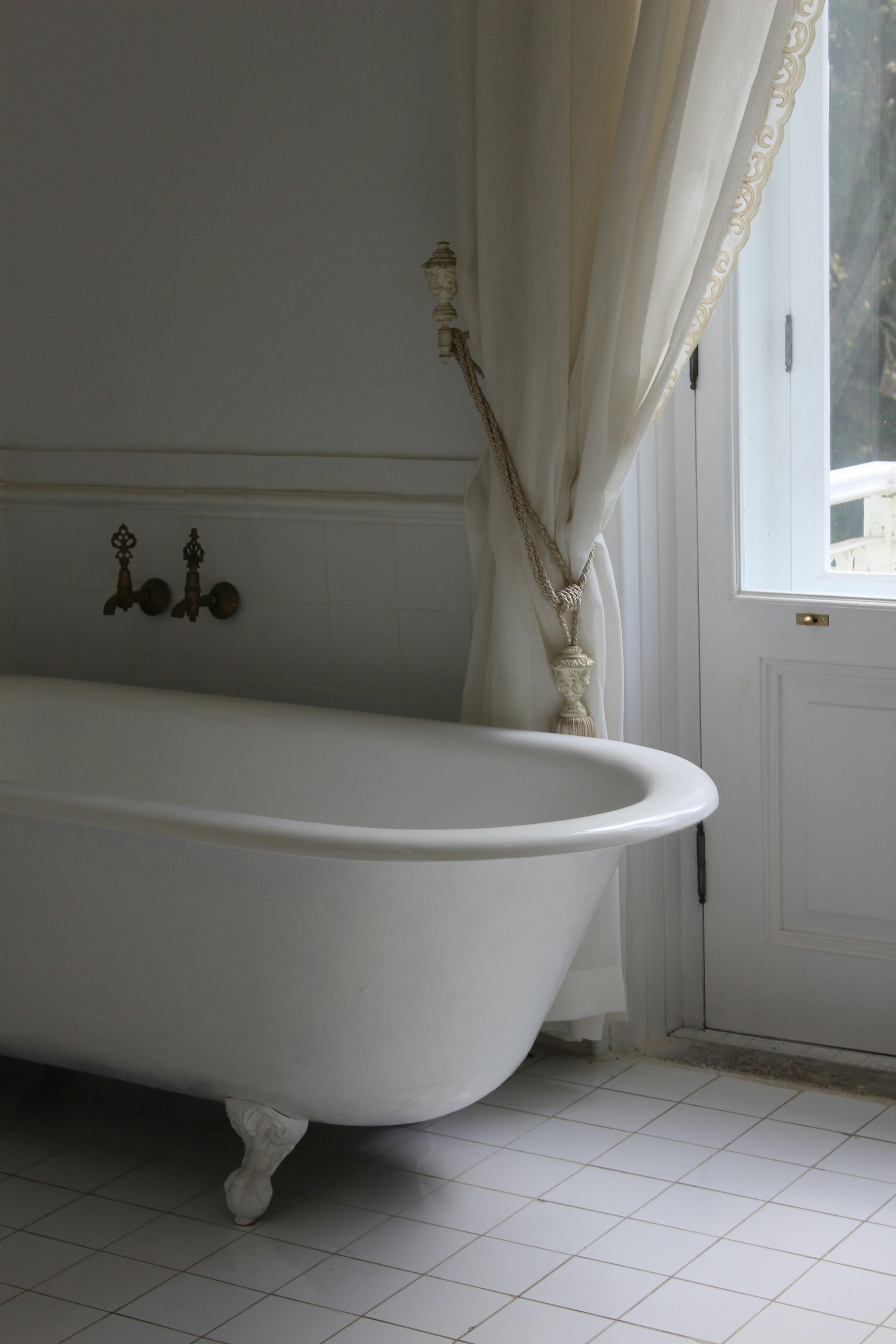 Photo by rudagallery