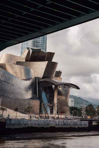 piso en venta - Nuda propiedad en San Sebastián, Guipúzcoa - 222 m², 5 hab., 3 baños - Descuento 35%