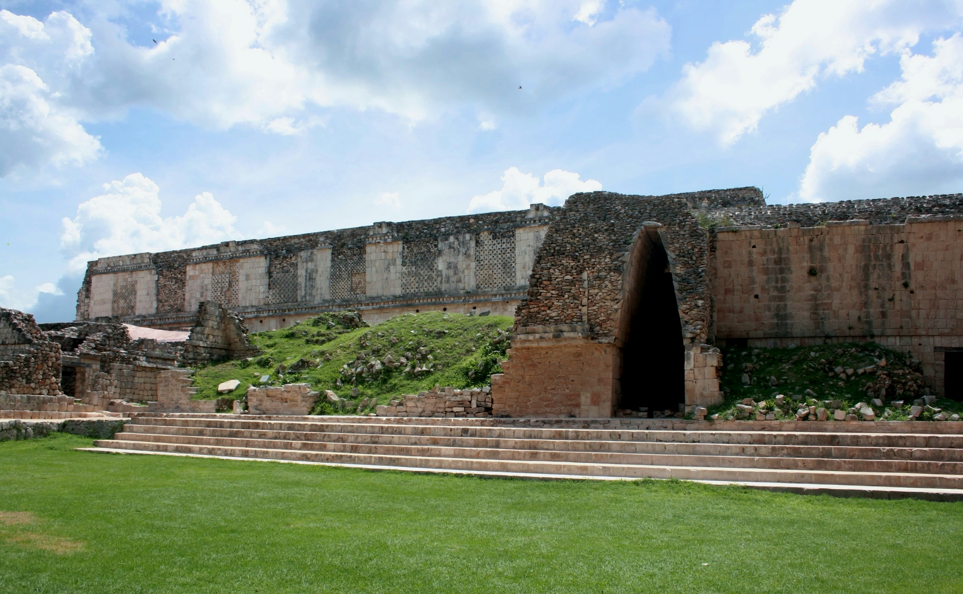 Photo by tomasmartinez