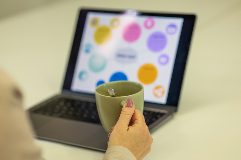 How to Pick a Simple Review Management Tool