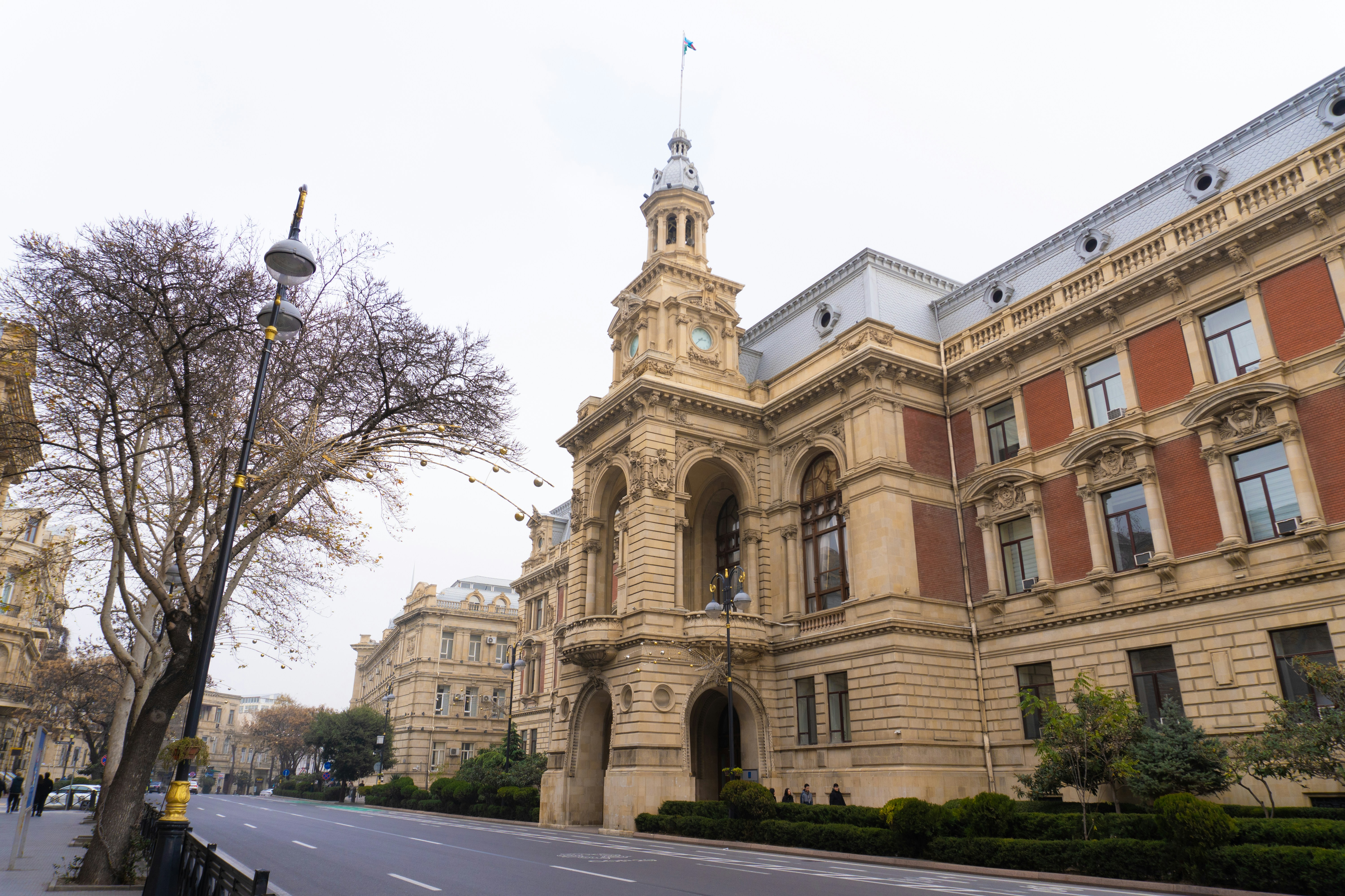 Photo by zulfugarkarimov