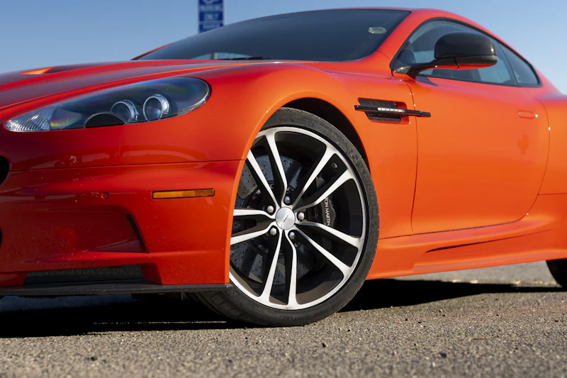 2021 Aston Martin DBS