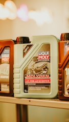 Liqui moly 4t 10w-40 scooter motor oil.