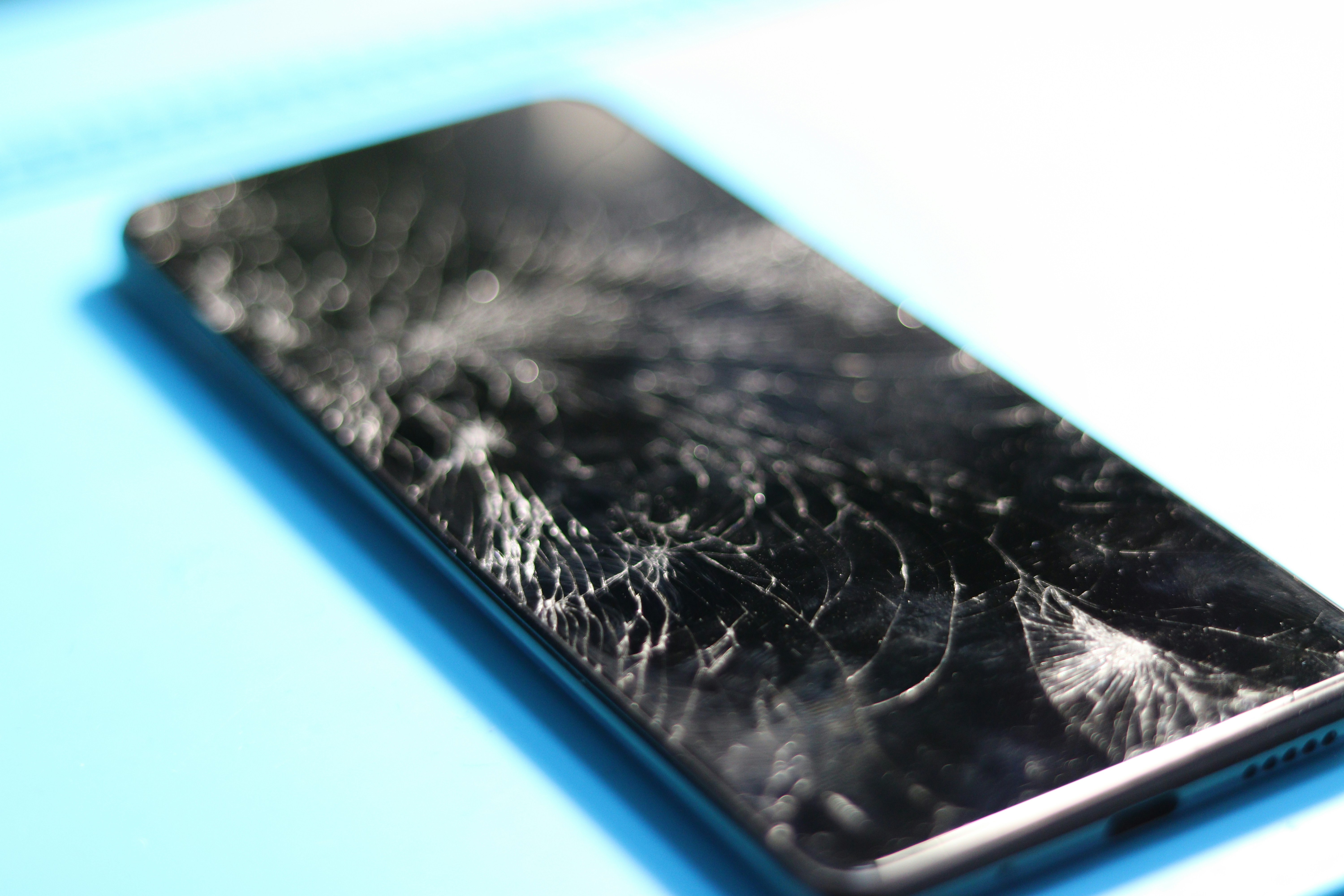 black and silver iphone 6