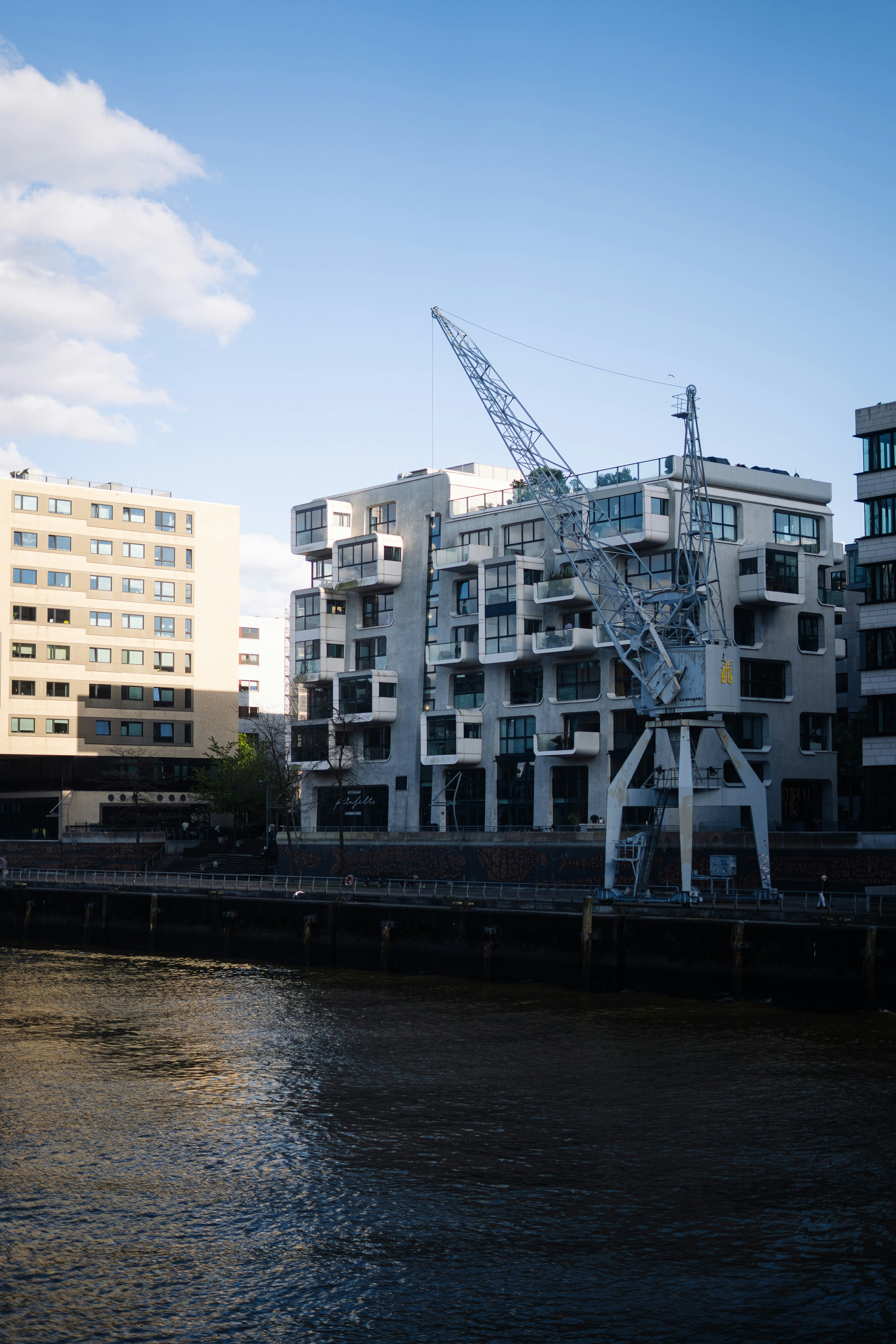 Photo by robert_lens