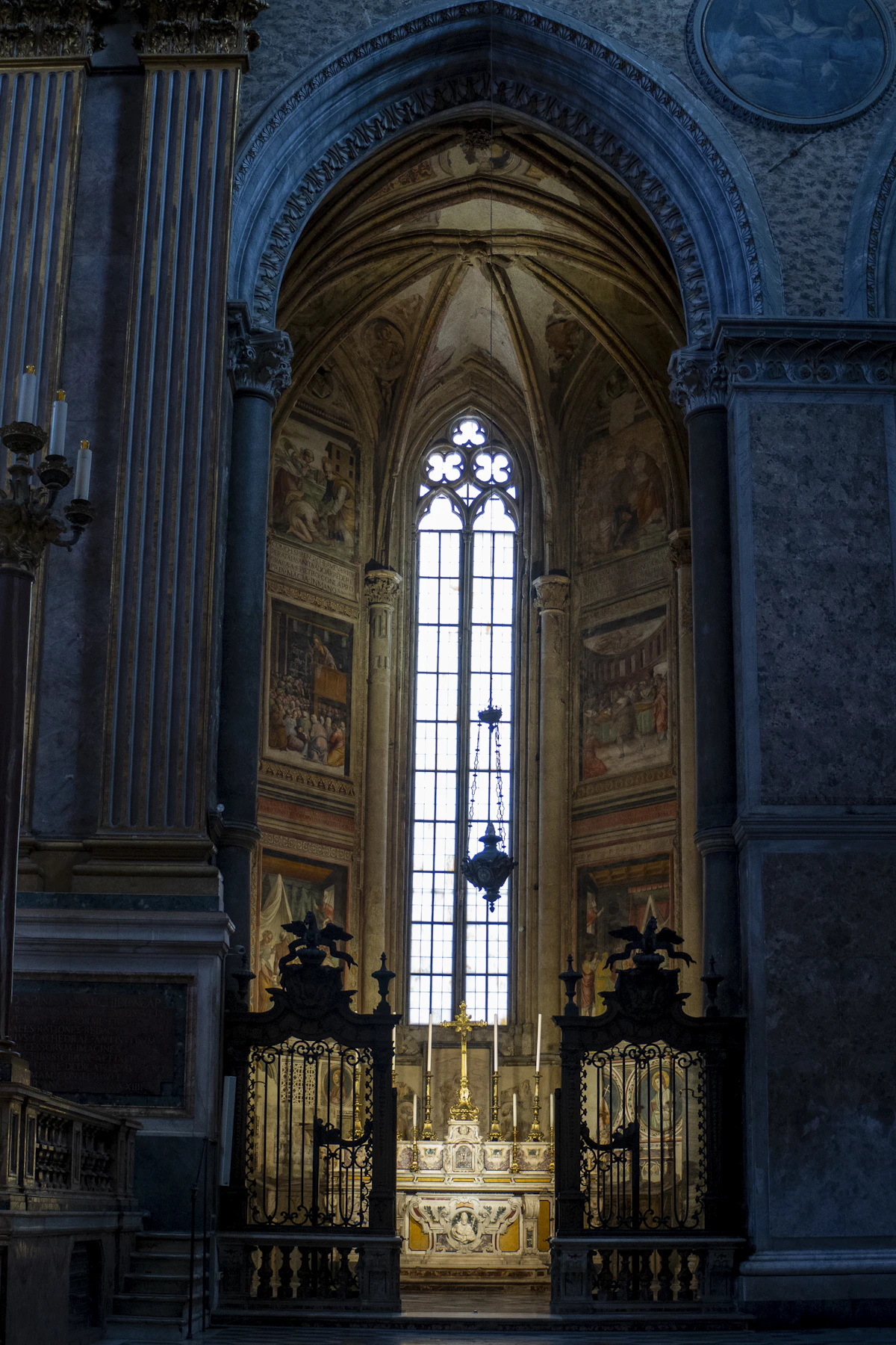 San Domenico Maggiore — Centro Storico
