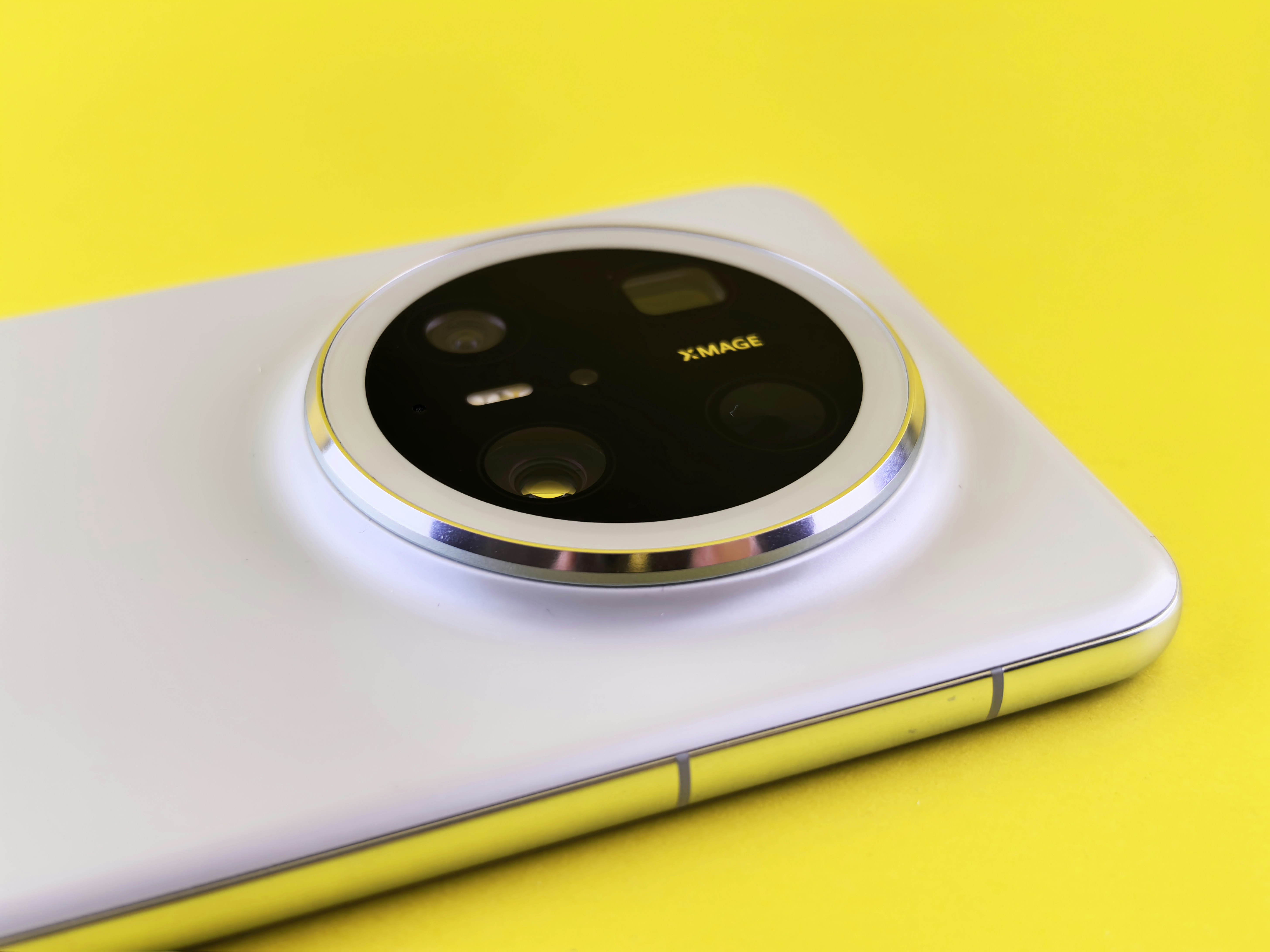 専門的 Nokia Lumia 1020背面カバーとの互換性 パーツ (色 : 黄) Nokia Lumia 1020 Review |  Windows Central, image size:3000x2250