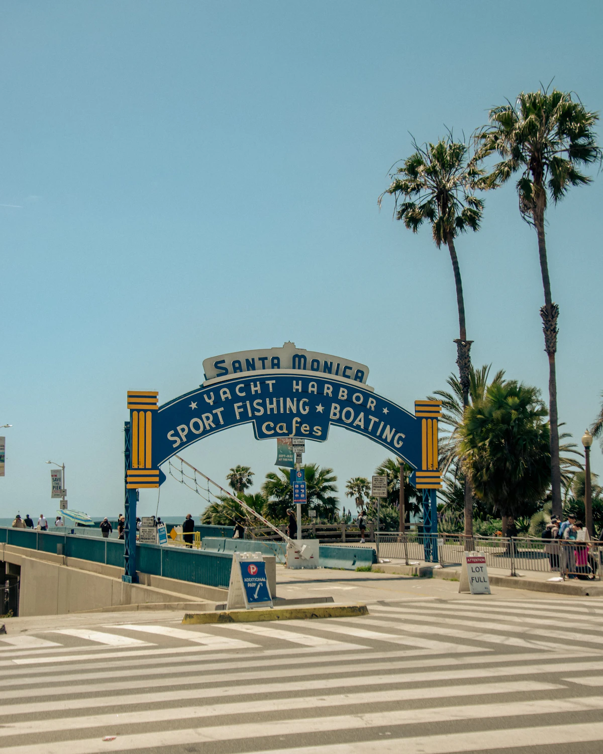 Santa Monica coastal streetscape