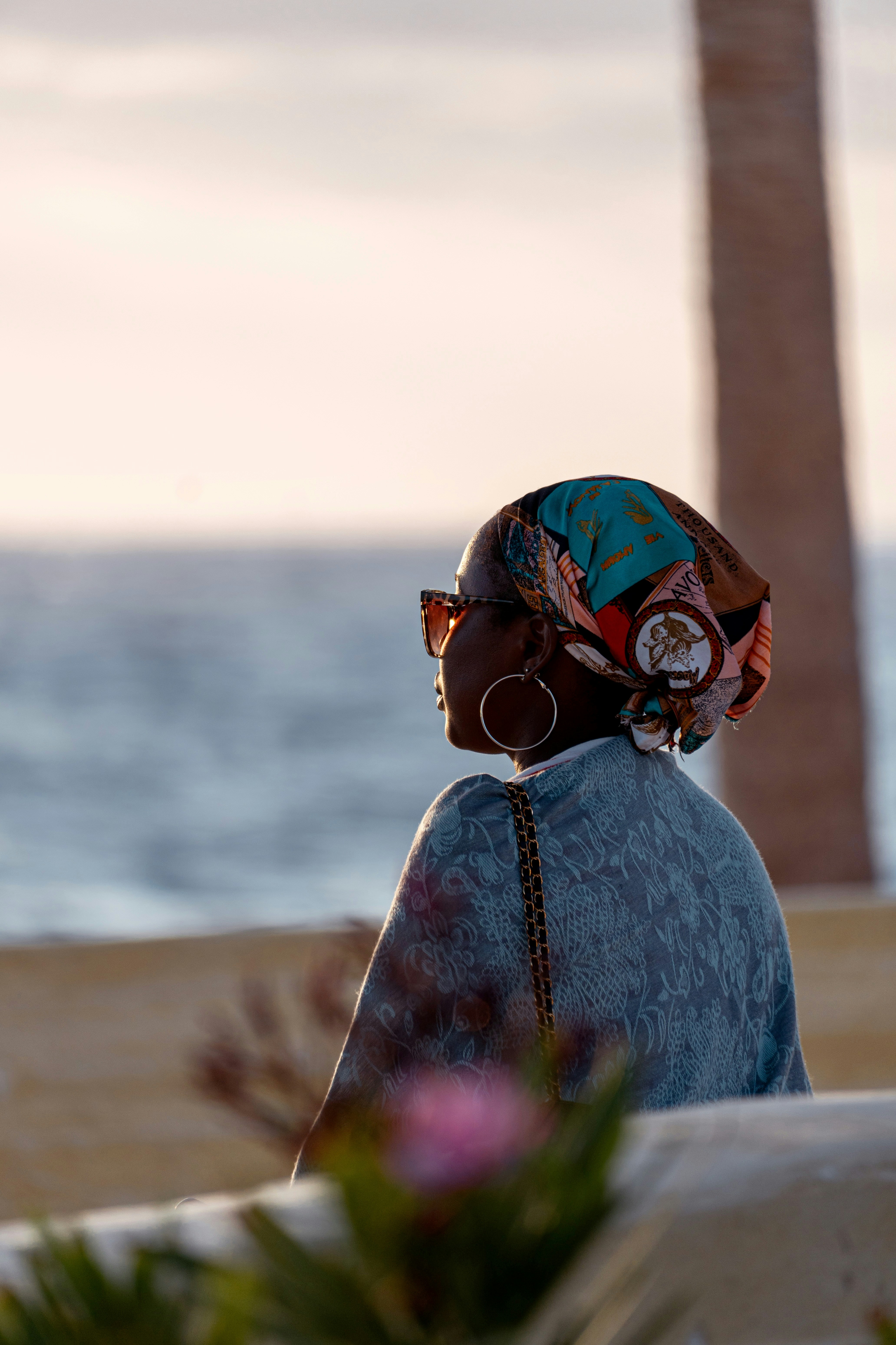 Walking Distances and Neighborhoods