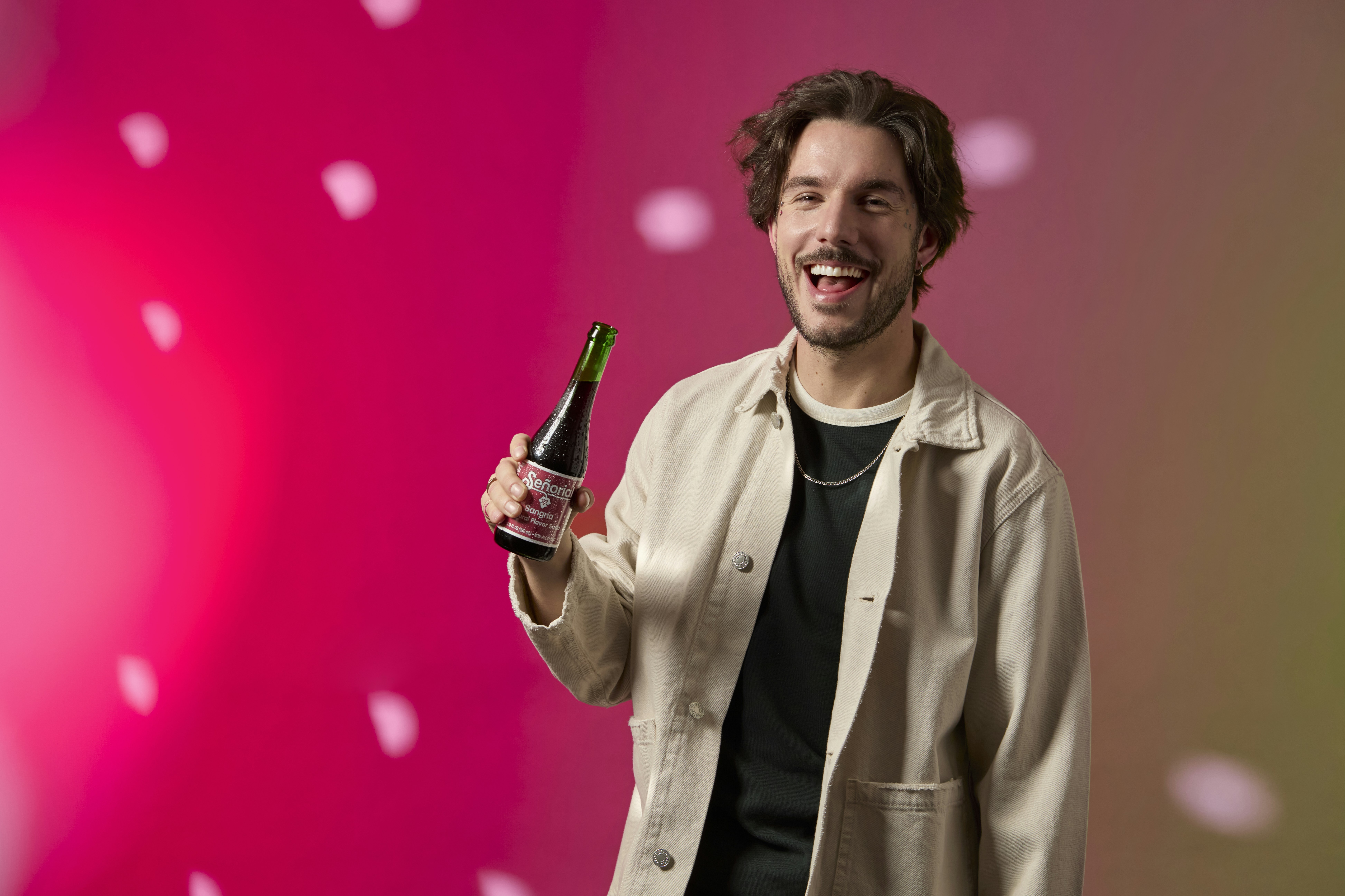 photo-1746559856524-23addab93f89?ixid=M3wxMjA3fDB8MXxzZWFyY2h8MTR8fGRhdGluZy5jb218ZW58MHx8fHwxNzY2NTMwODgxfDA\u0026ixlib=rb-4.1.0