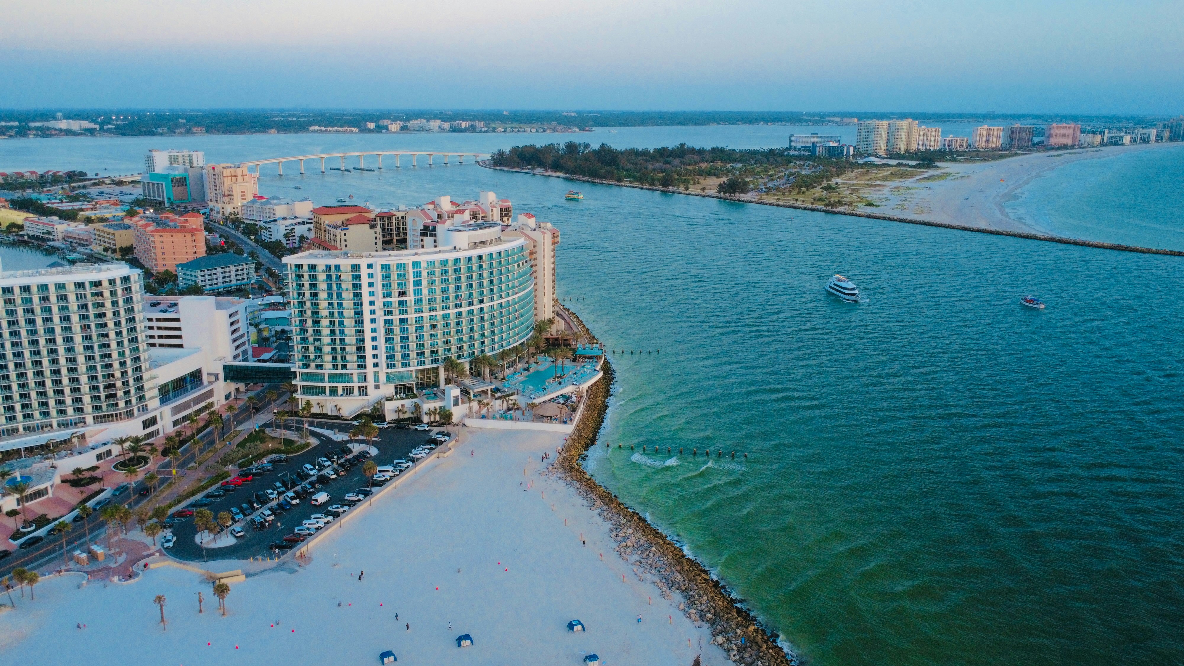 Photo by christheisland