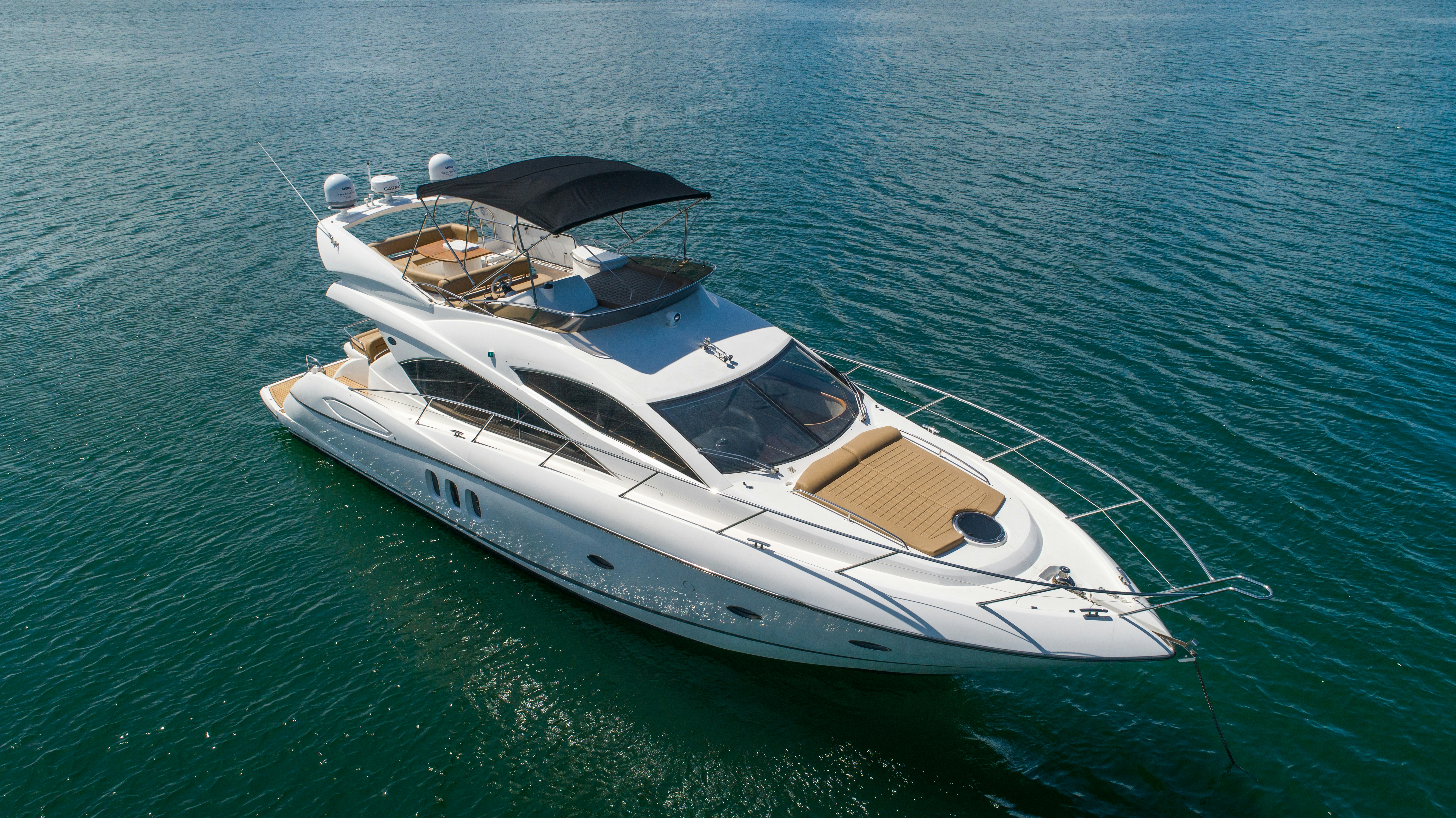 Photo by kevintorres