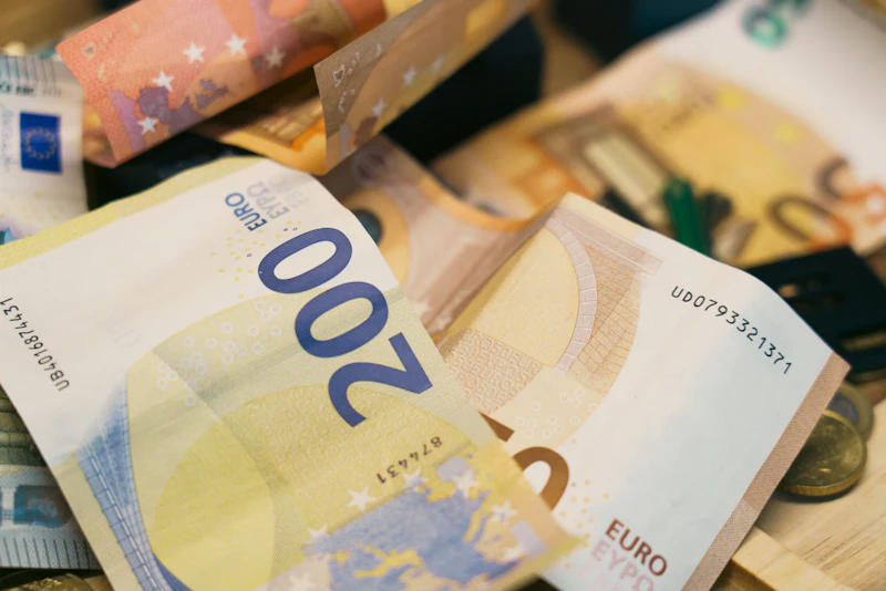 Ilustracja artykułu:: Stablecoiny w euro urosły o 128 procent, sześć odpadło