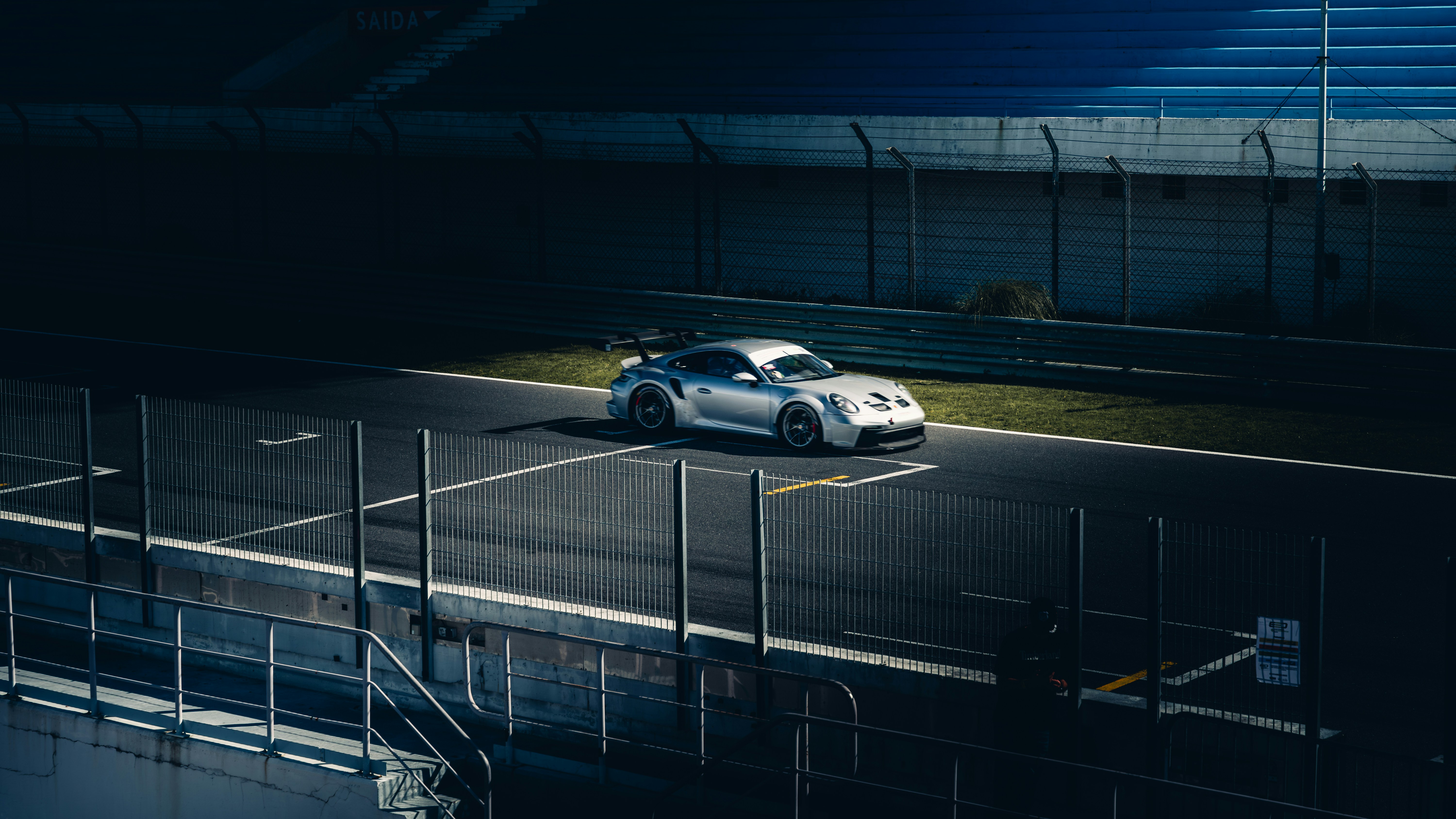 Photo by tiago_f_ferreira