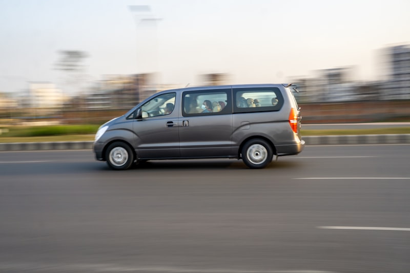Group Vans 12-15 Passengers