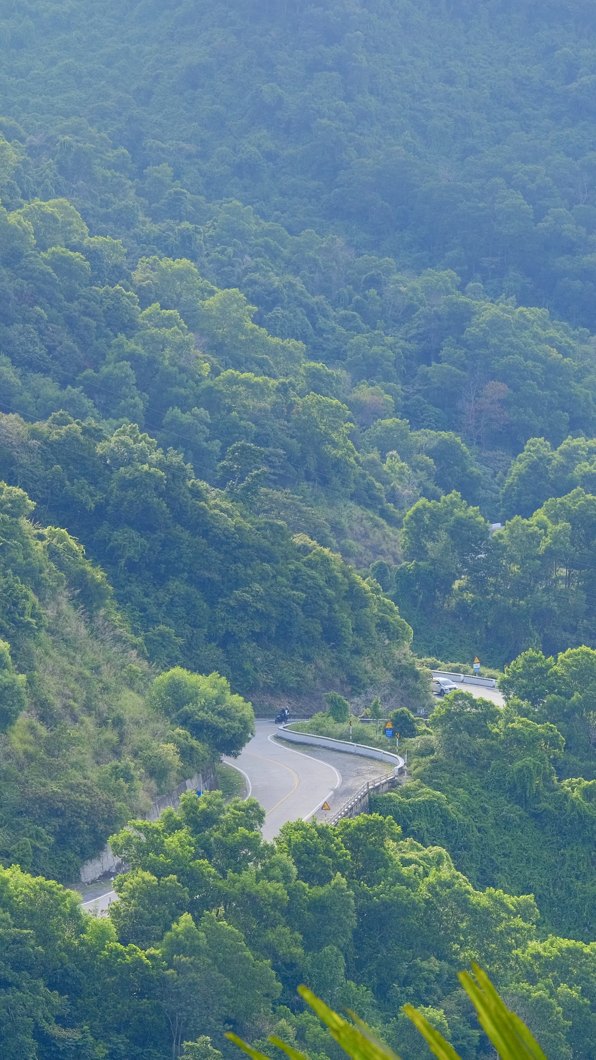 Hai Van Pass coastal railway view