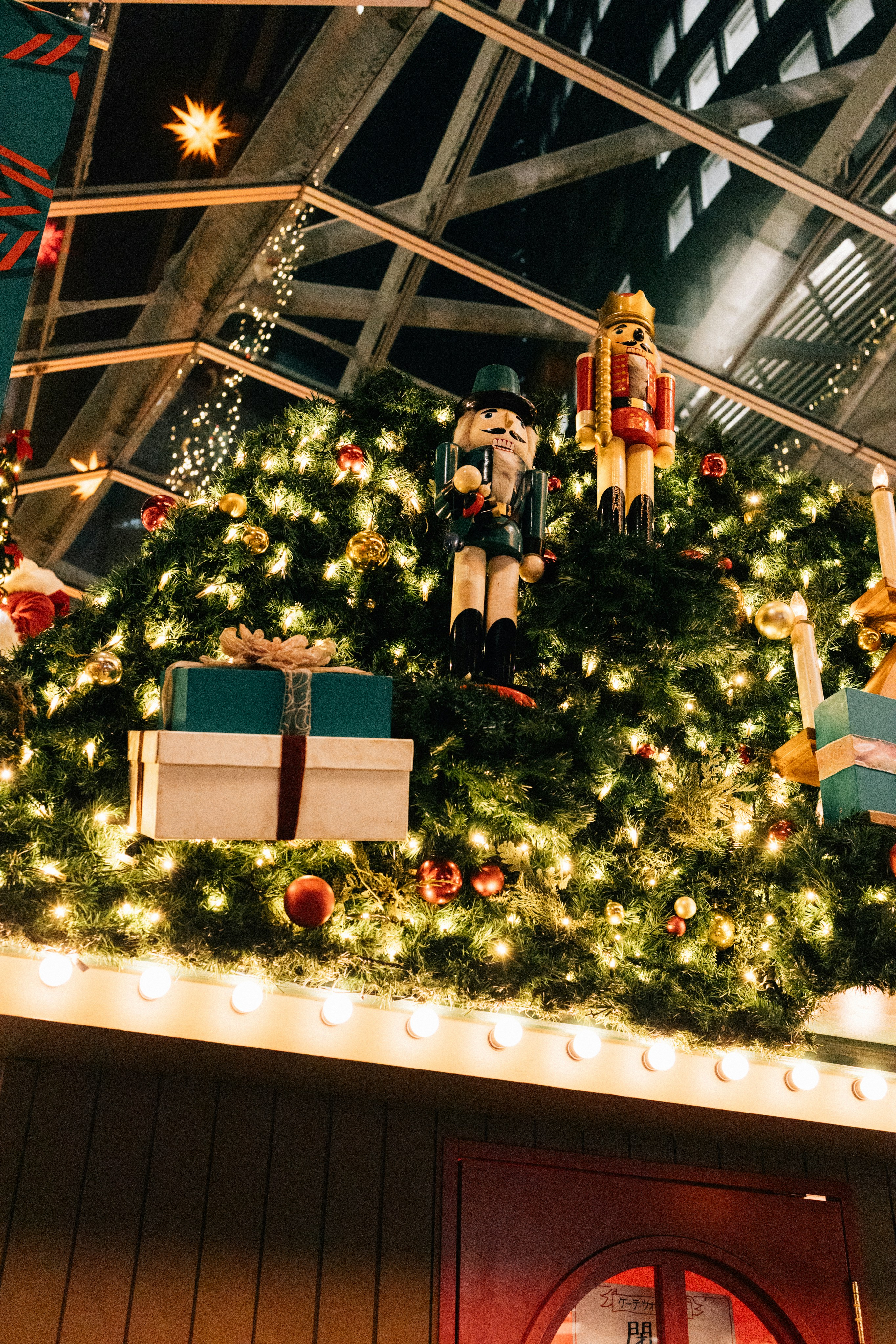 Photo by tsuyoshikozu