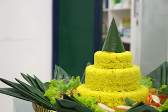 Nasi TUmpeng Kuning Premium