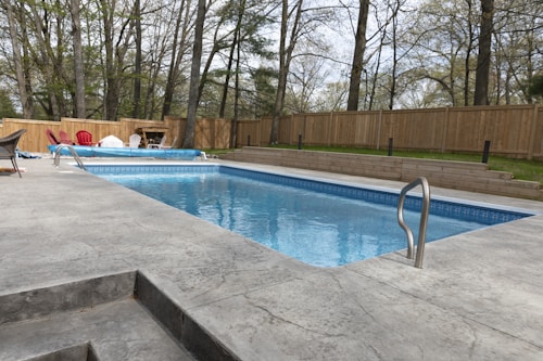 Pool cleaning service in Hillsborough County FL