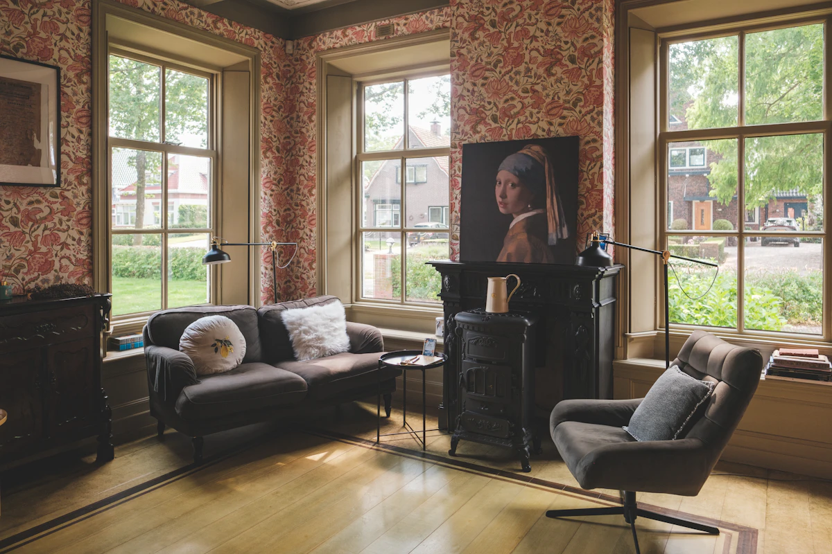 Cozy living room with artwork on the wall