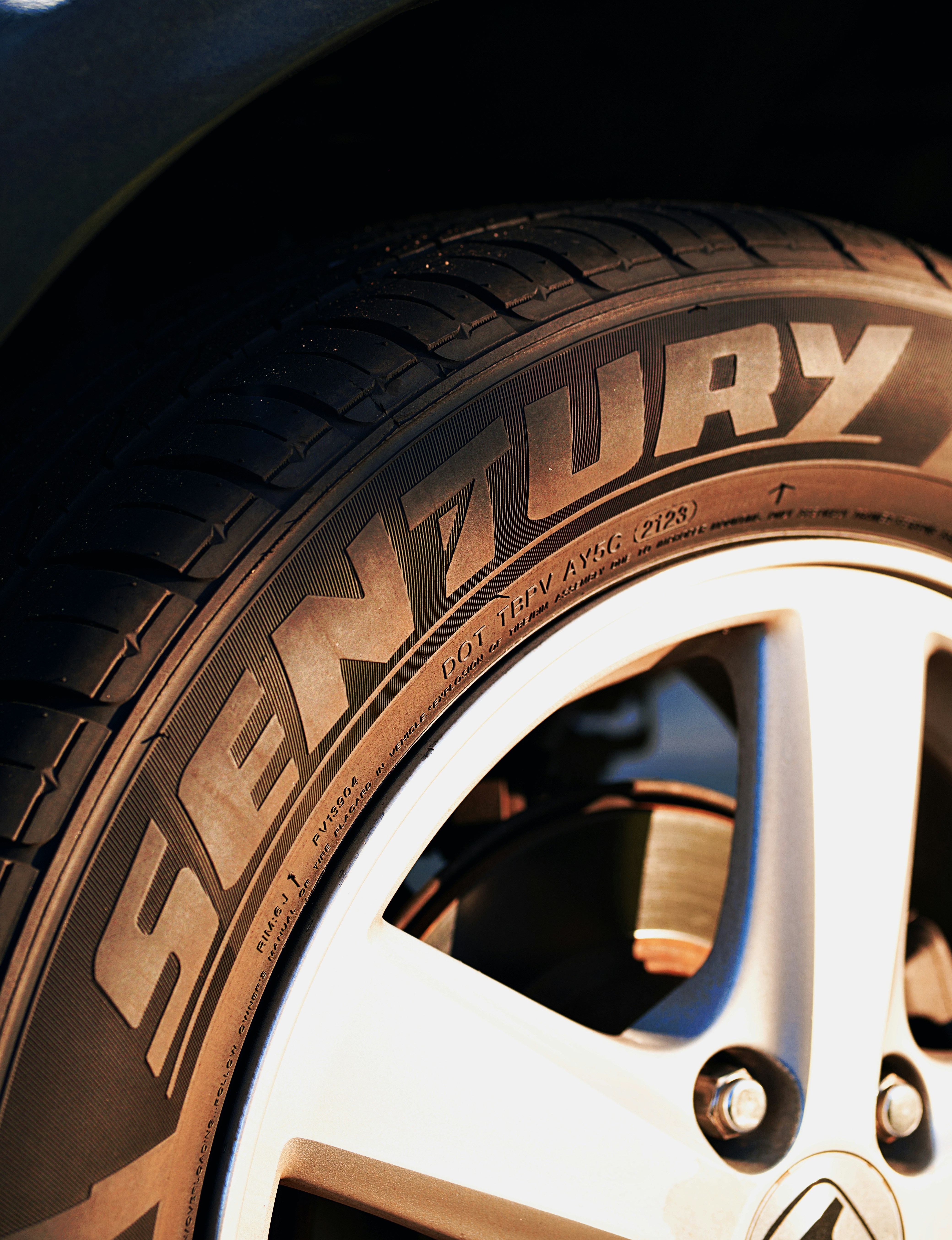 5 Safety Tire Pressure Mistakes Made by Experienced Drivers