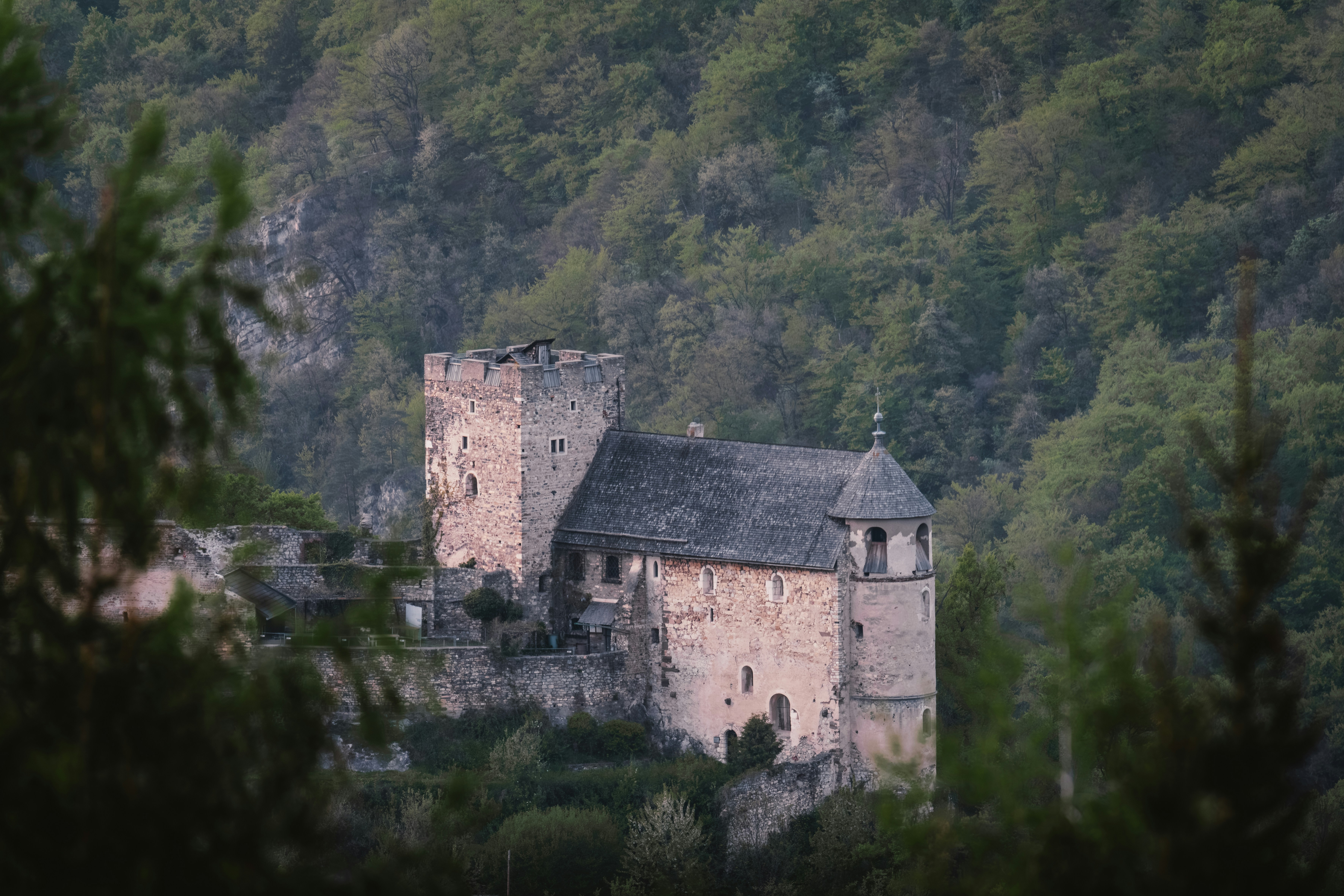 Discover Tranquility & Timeless Elegance: Your Stay at the Castello Monterone Hotel Perugia