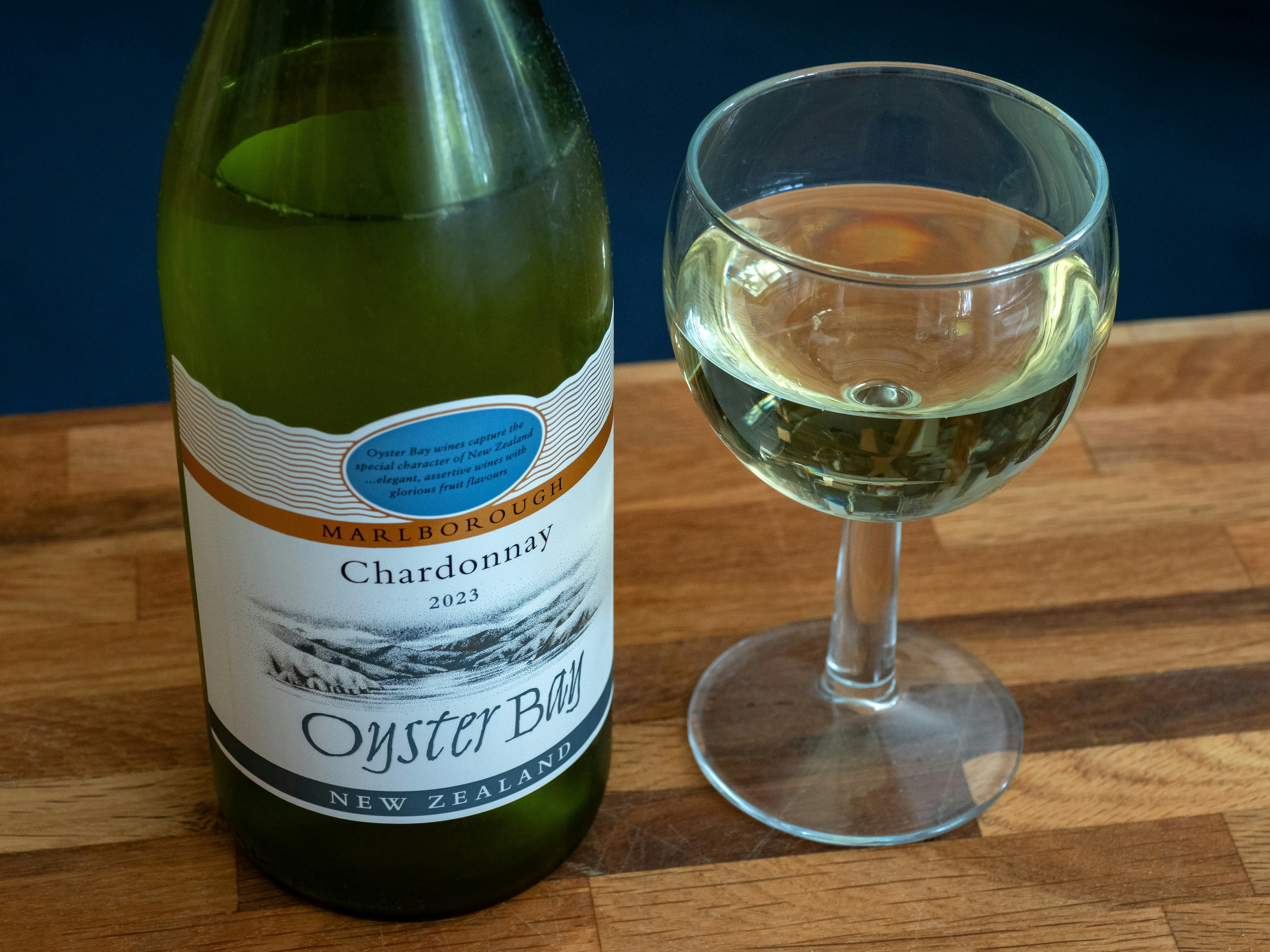 Taylor Swift Cheers on Fiancé Travis Kelce at Chiefs Game