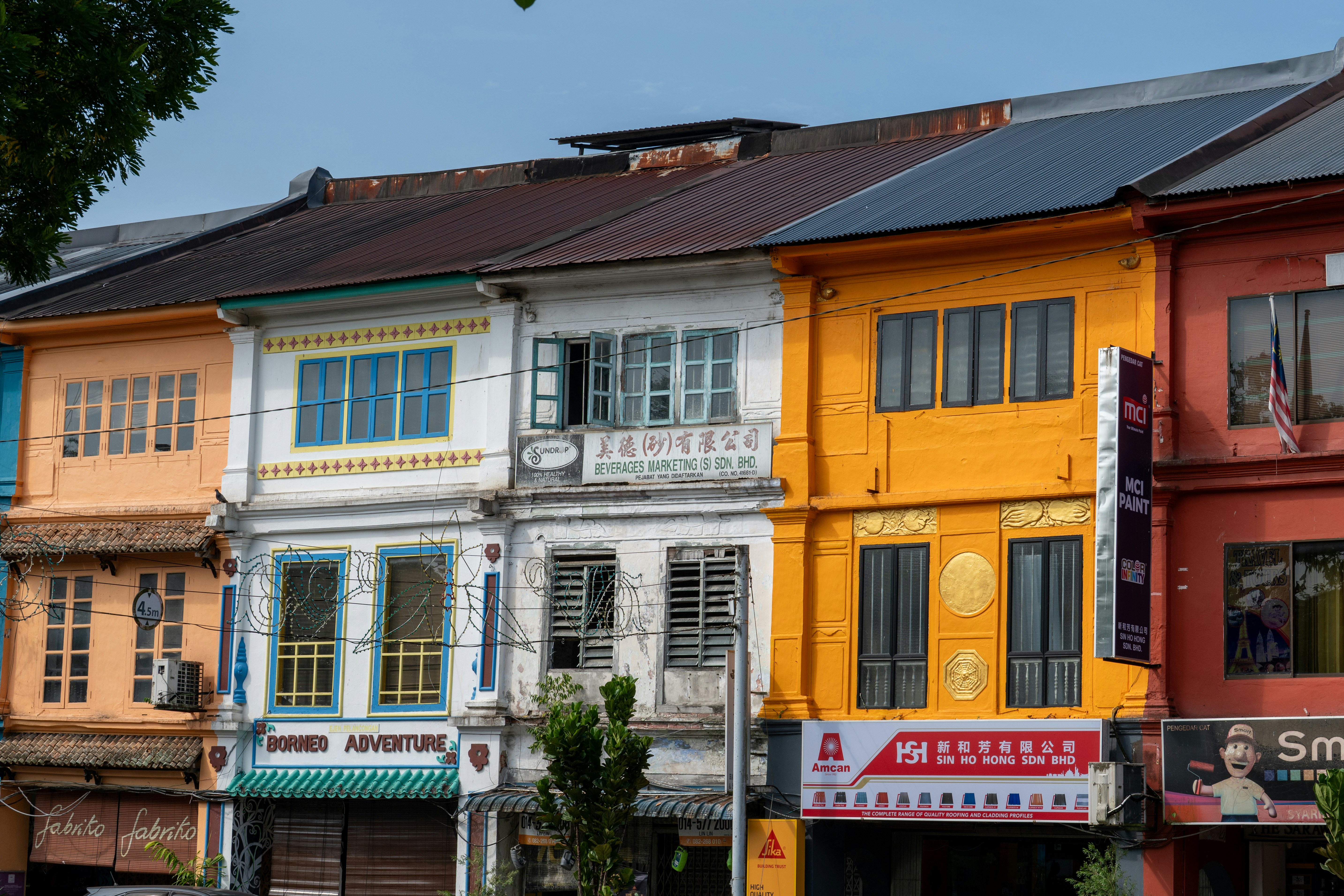 Photo by jonathankslim