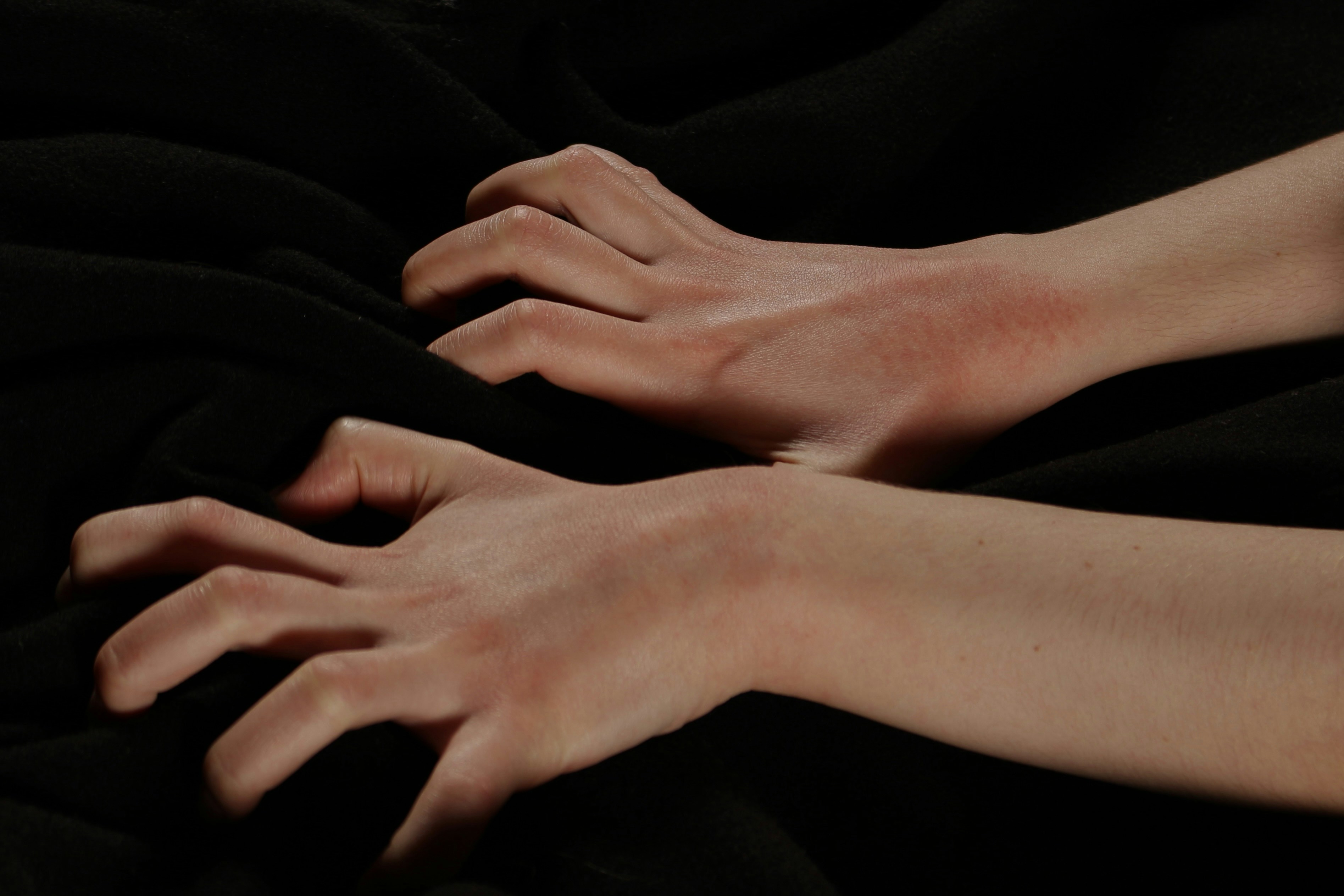 Artistic hands gesture