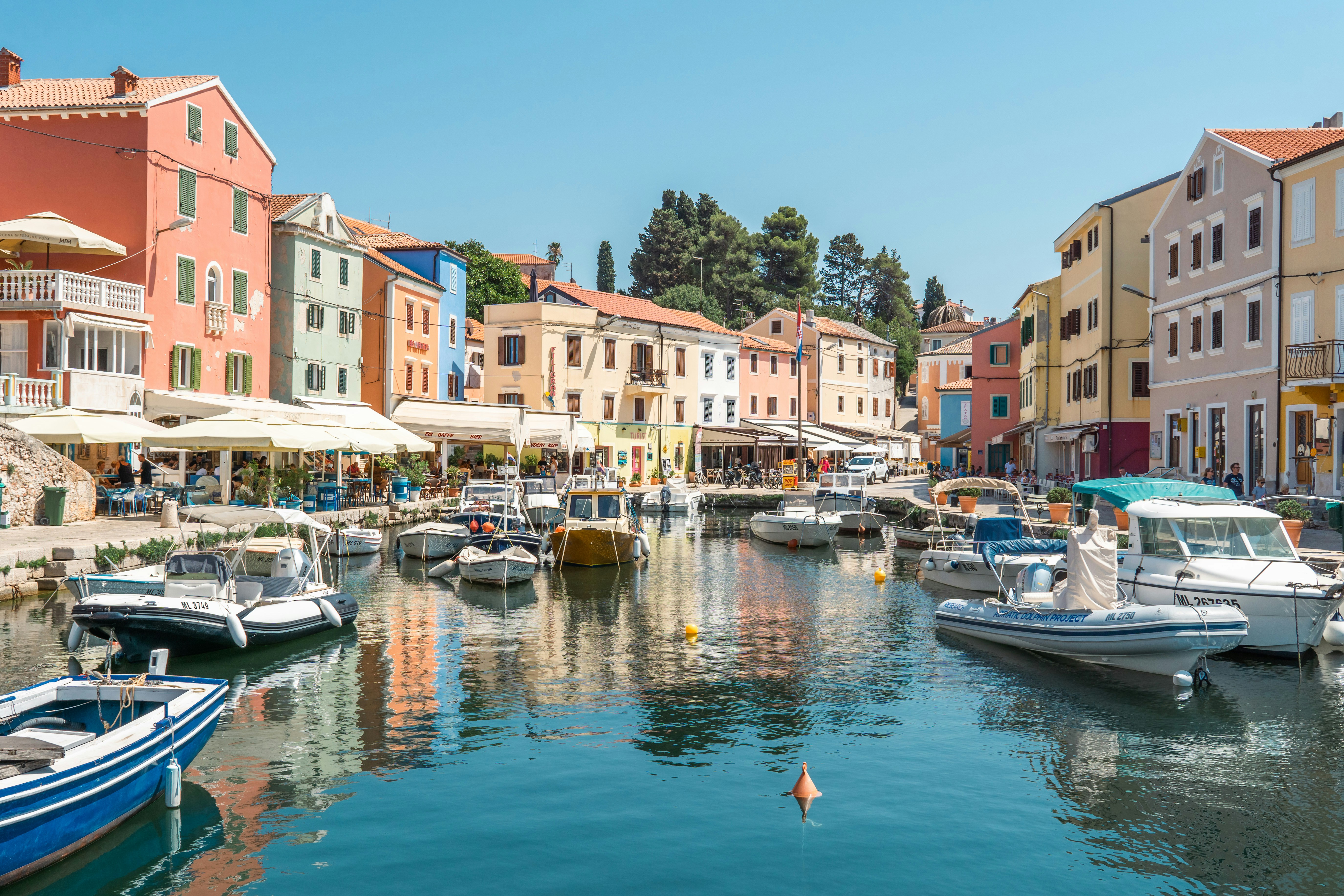 Photo by sinisalekovic