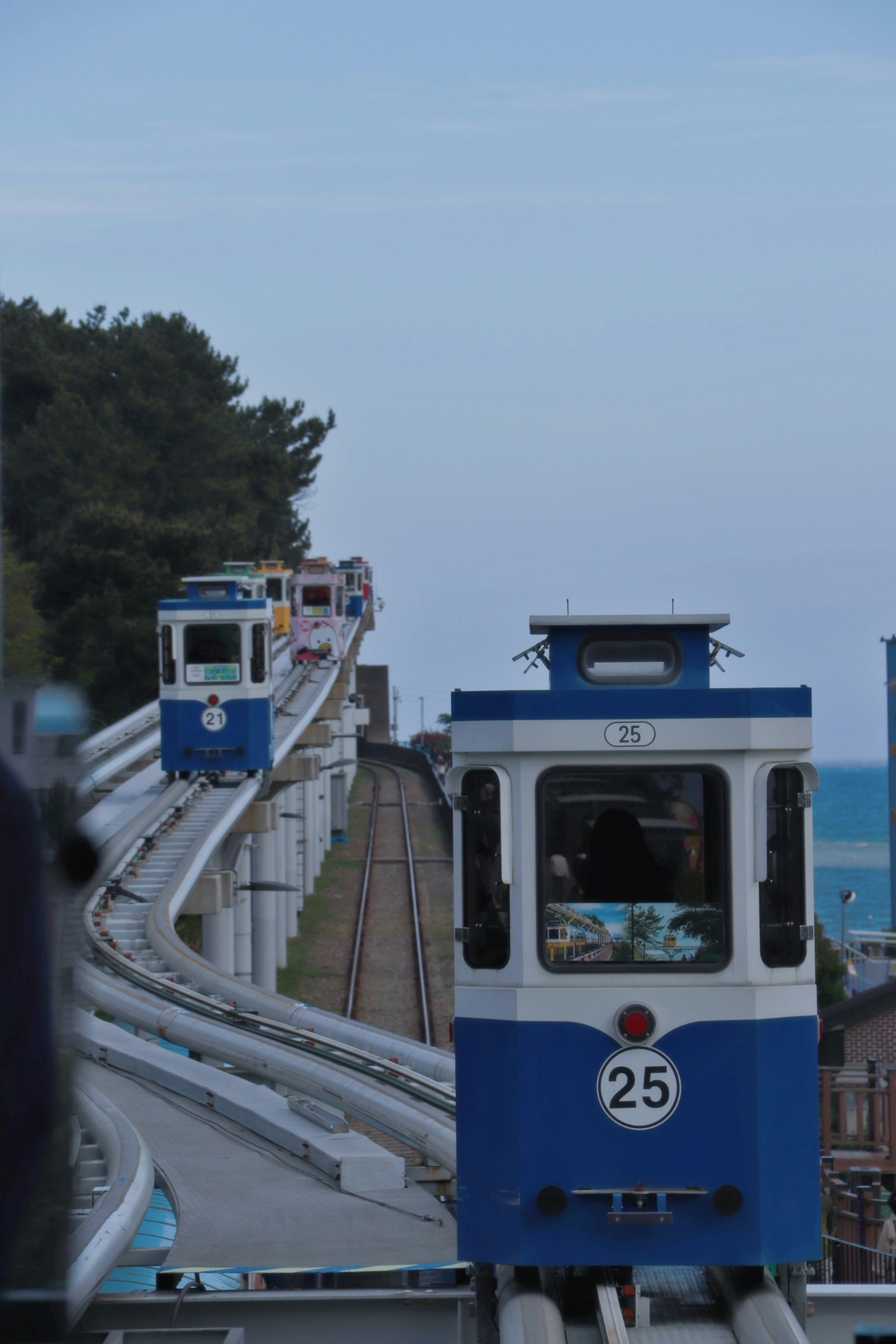 Prime Beachfront Viewing: Gwangalli Beach Strategic Positioning