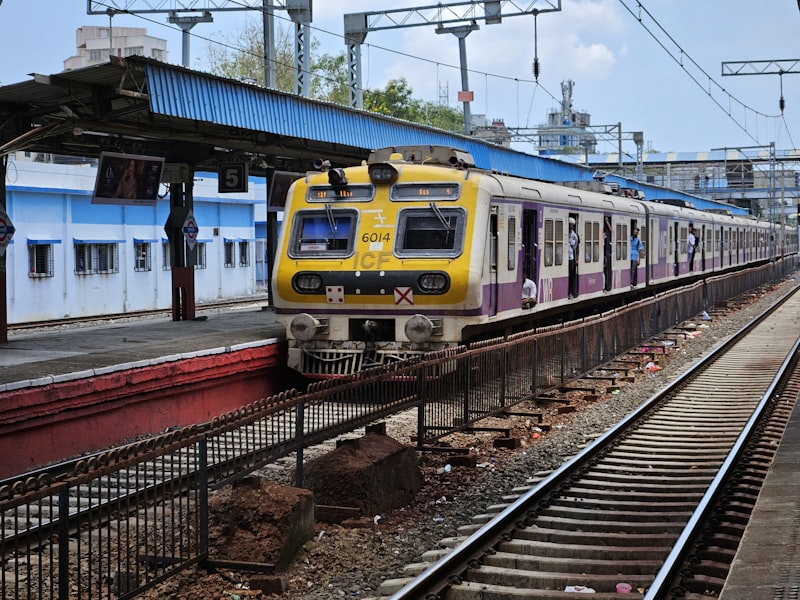 Mumbai local train infrastructure connecting the city