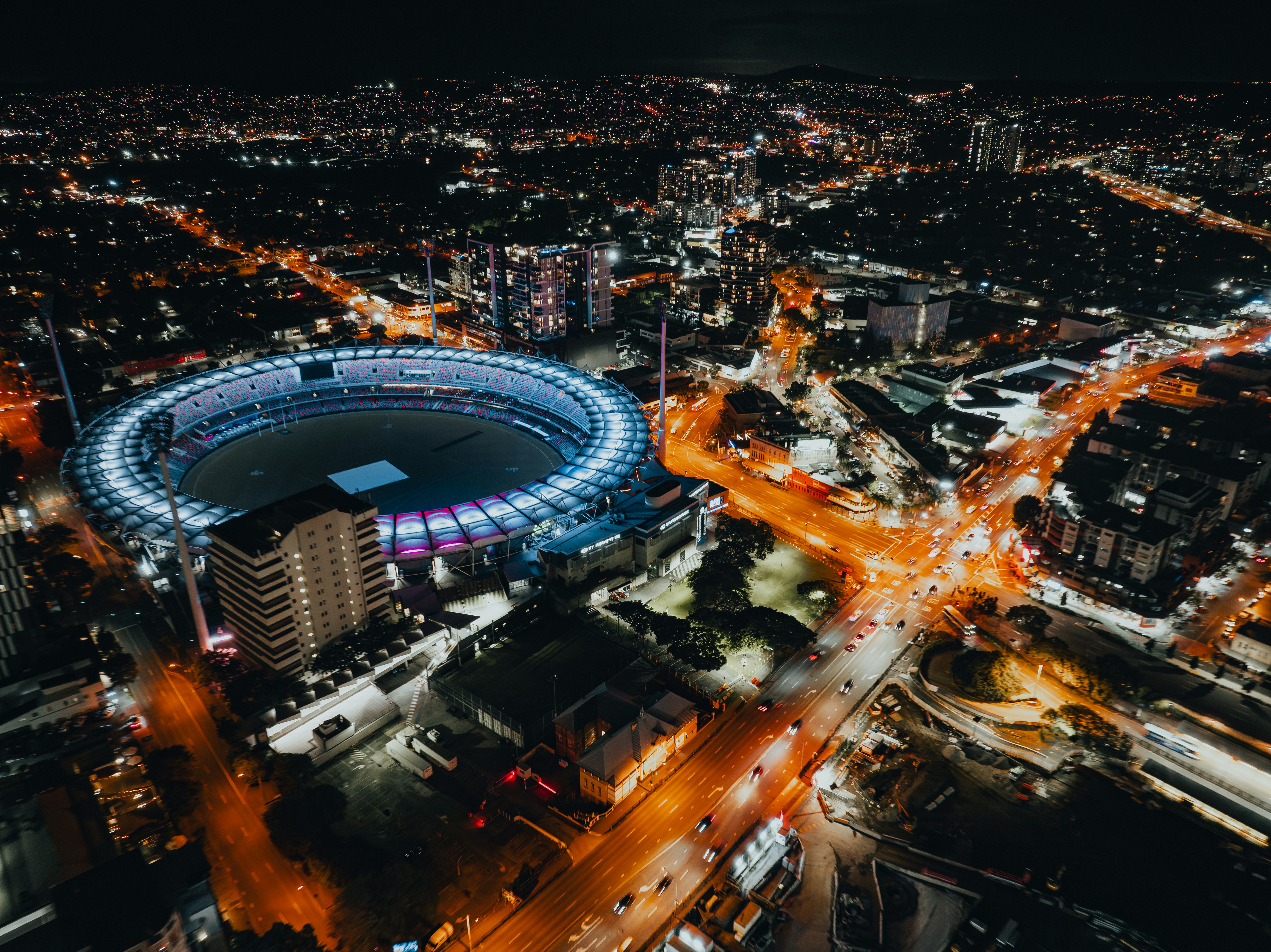 Photo by sebastianluo