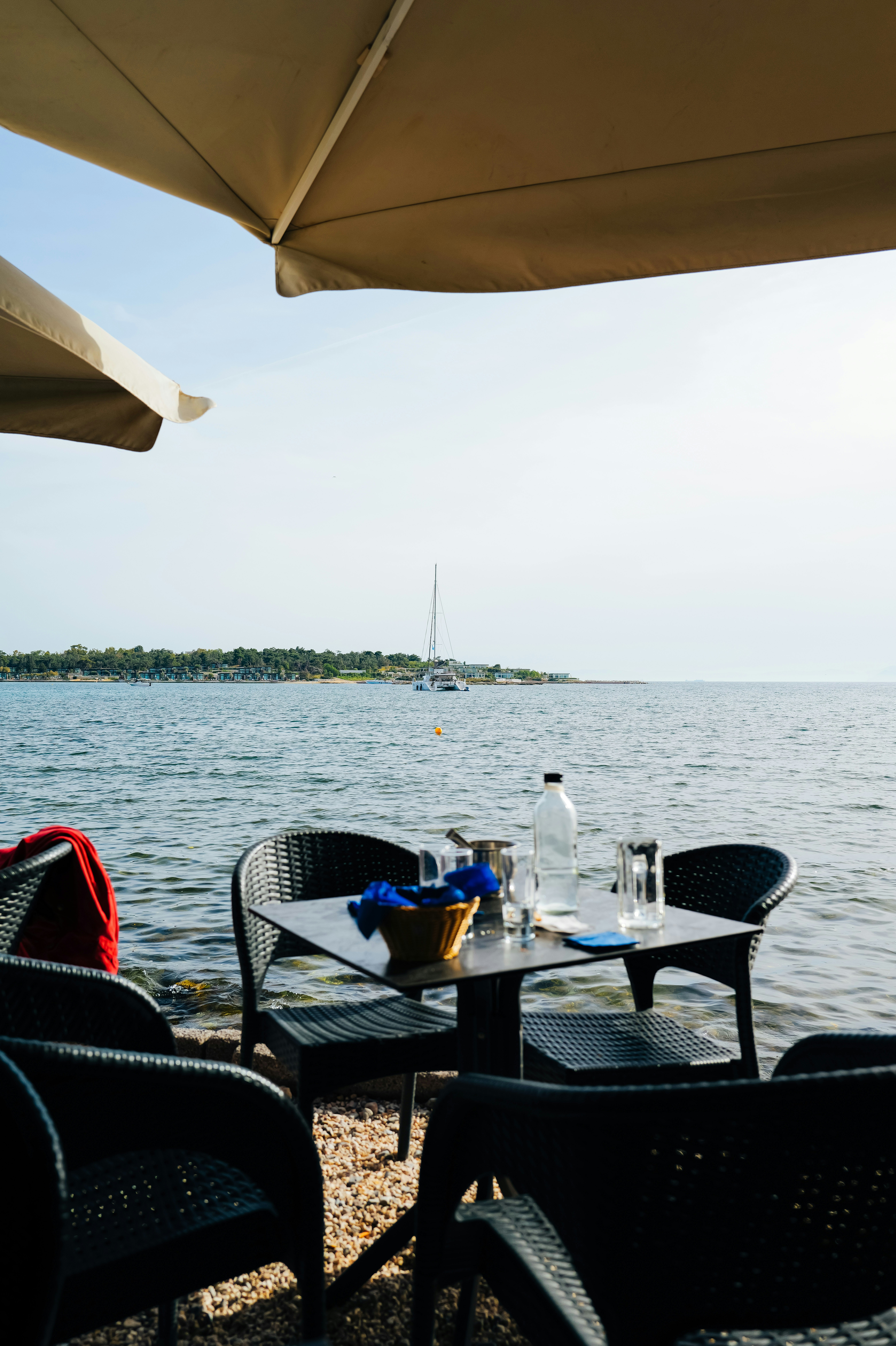 Photo by adrienolichon