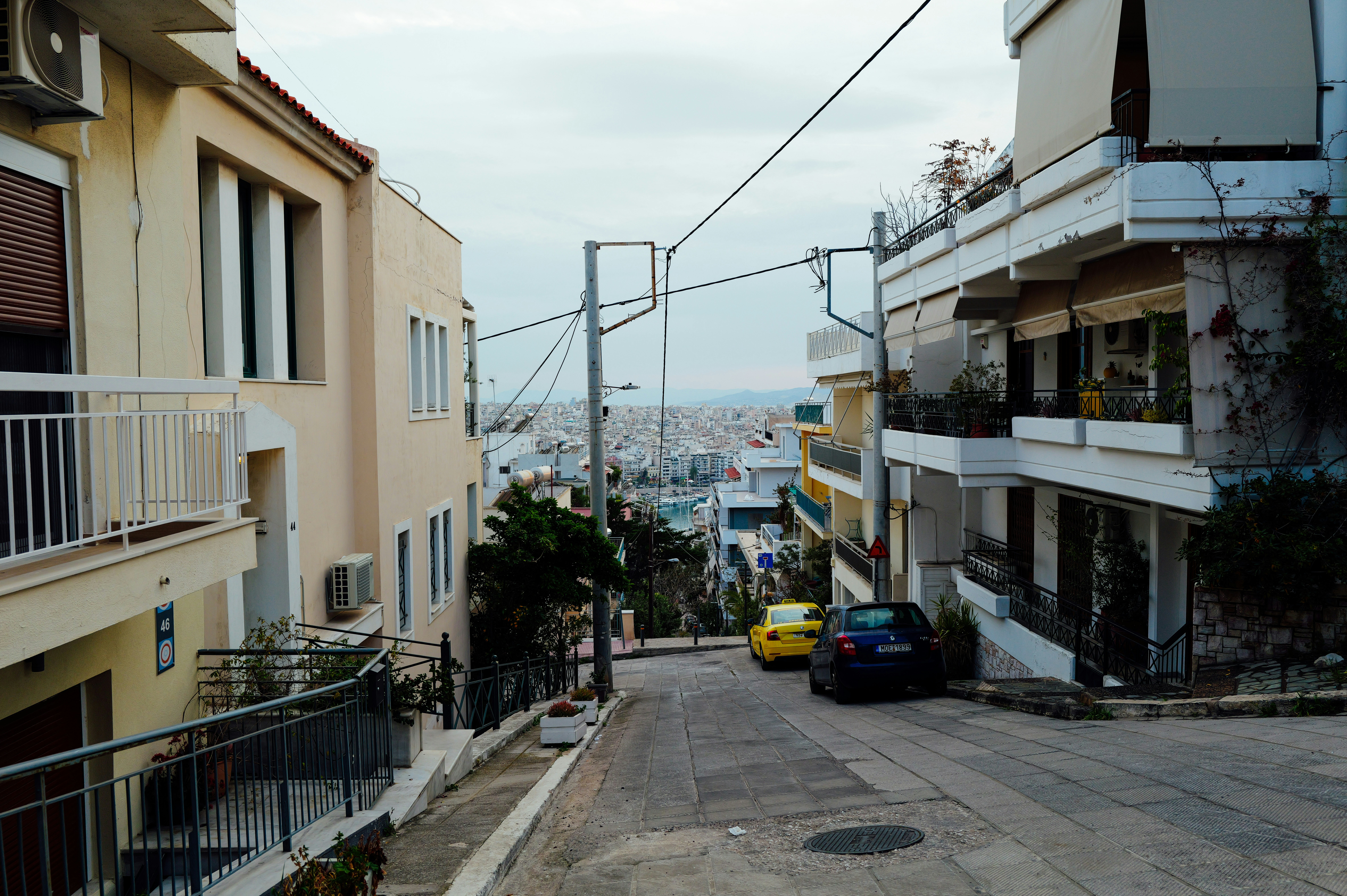 Photo by adrienolichon