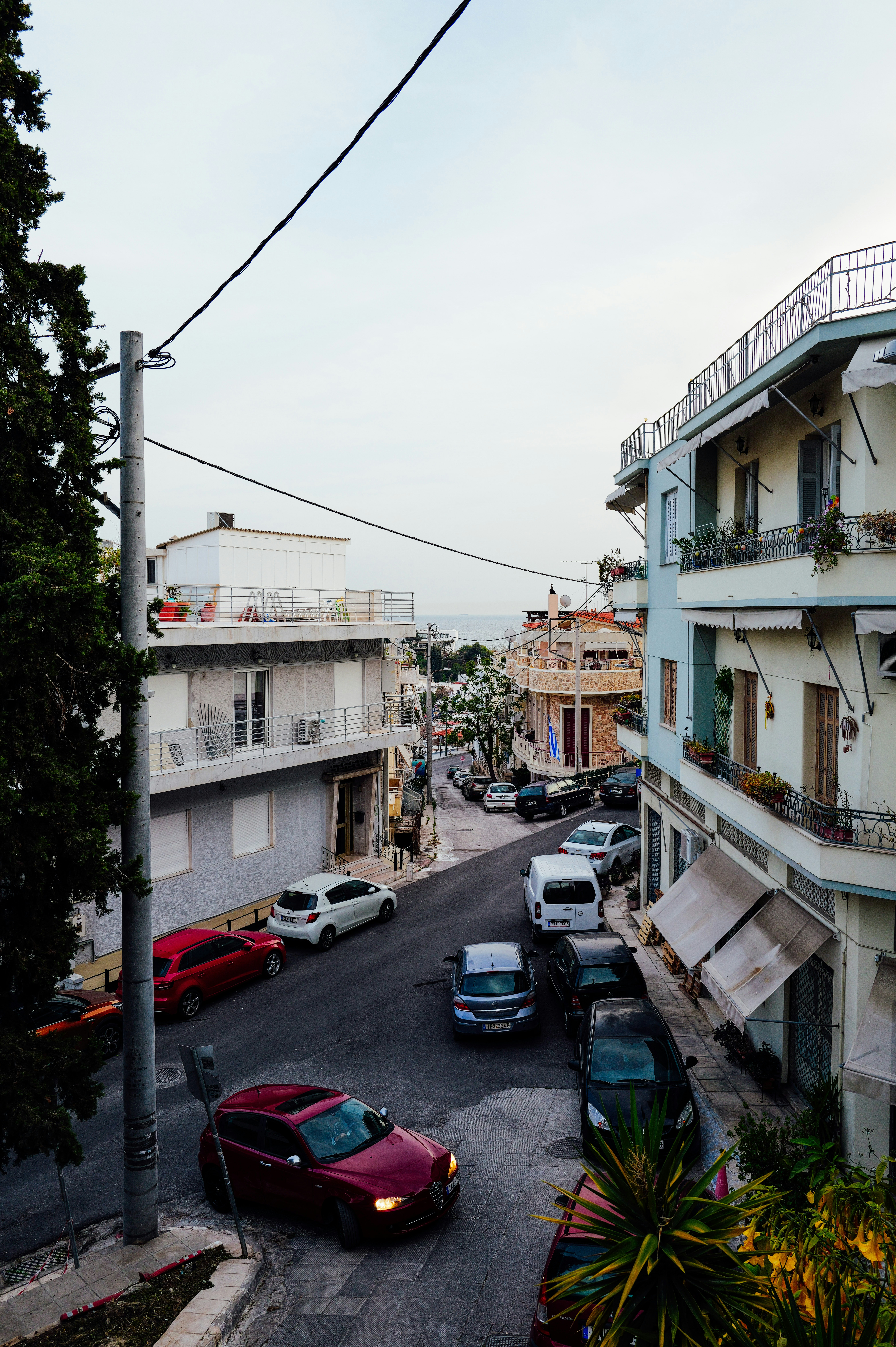 Photo by adrienolichon