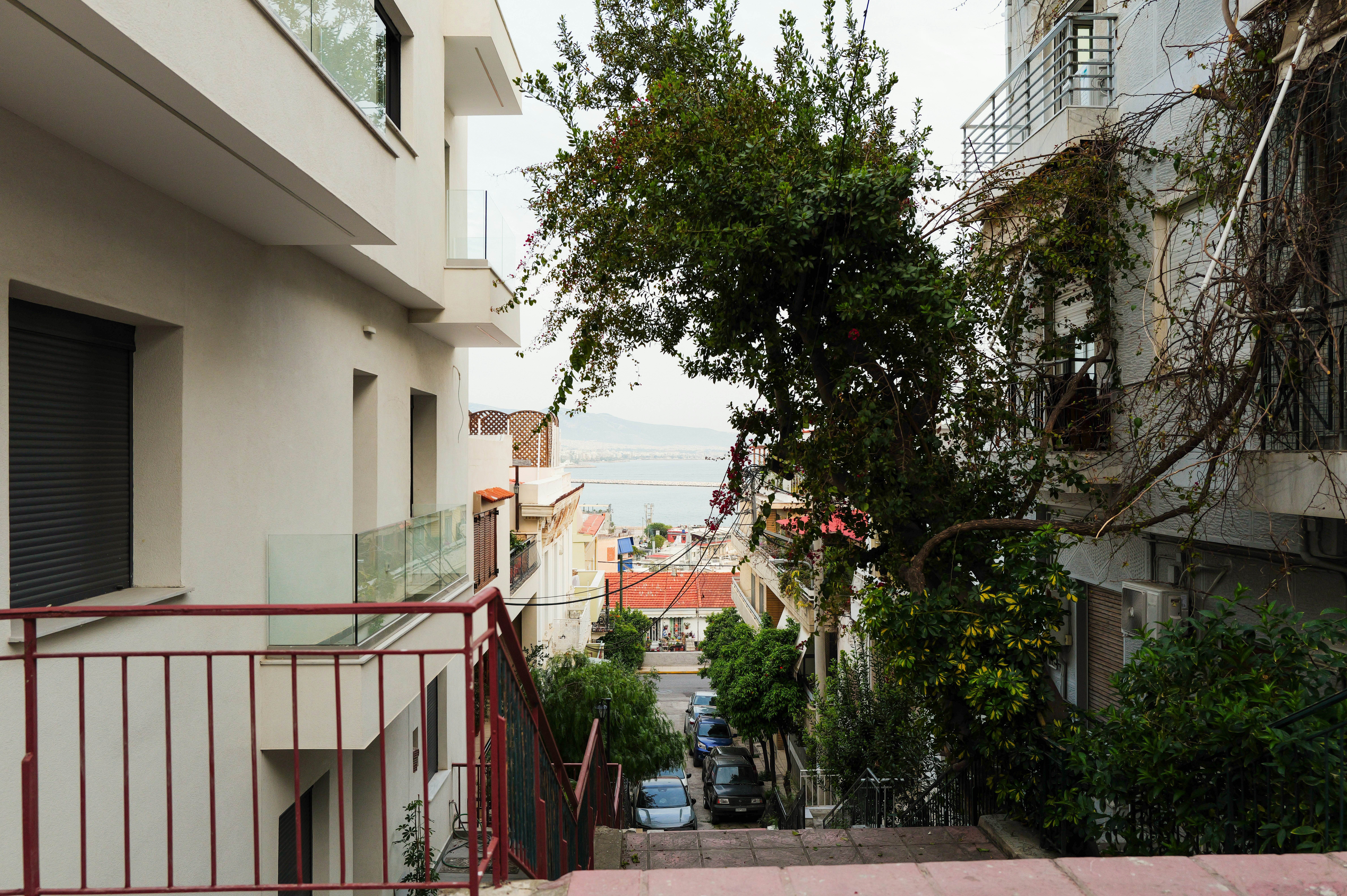 Photo by adrienolichon