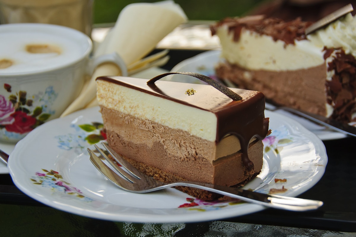 How do you make a professional French entremet at home?