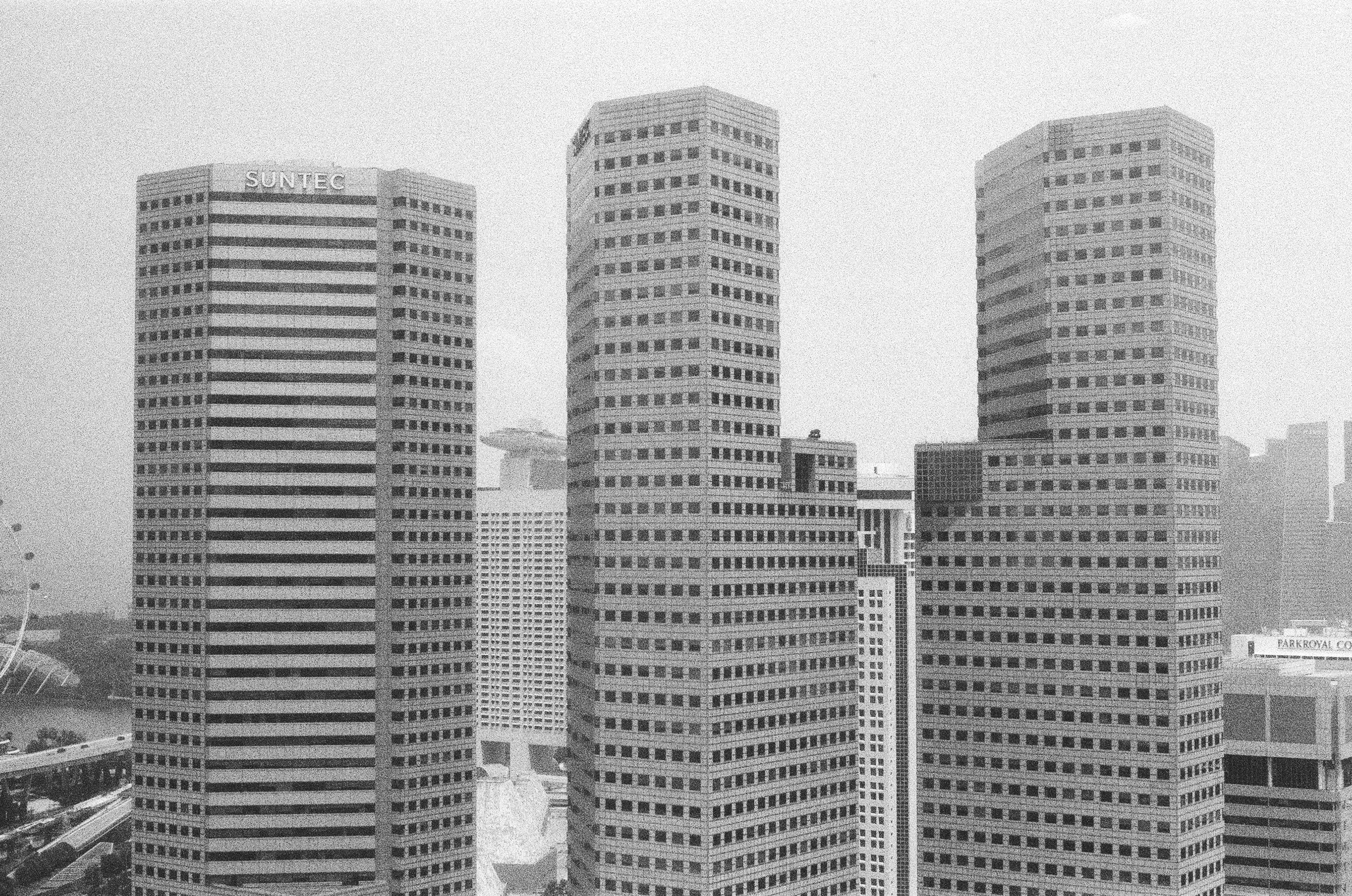 Financial Services Firms Thrive Amid Market Weakness - The Stack Stories 2026