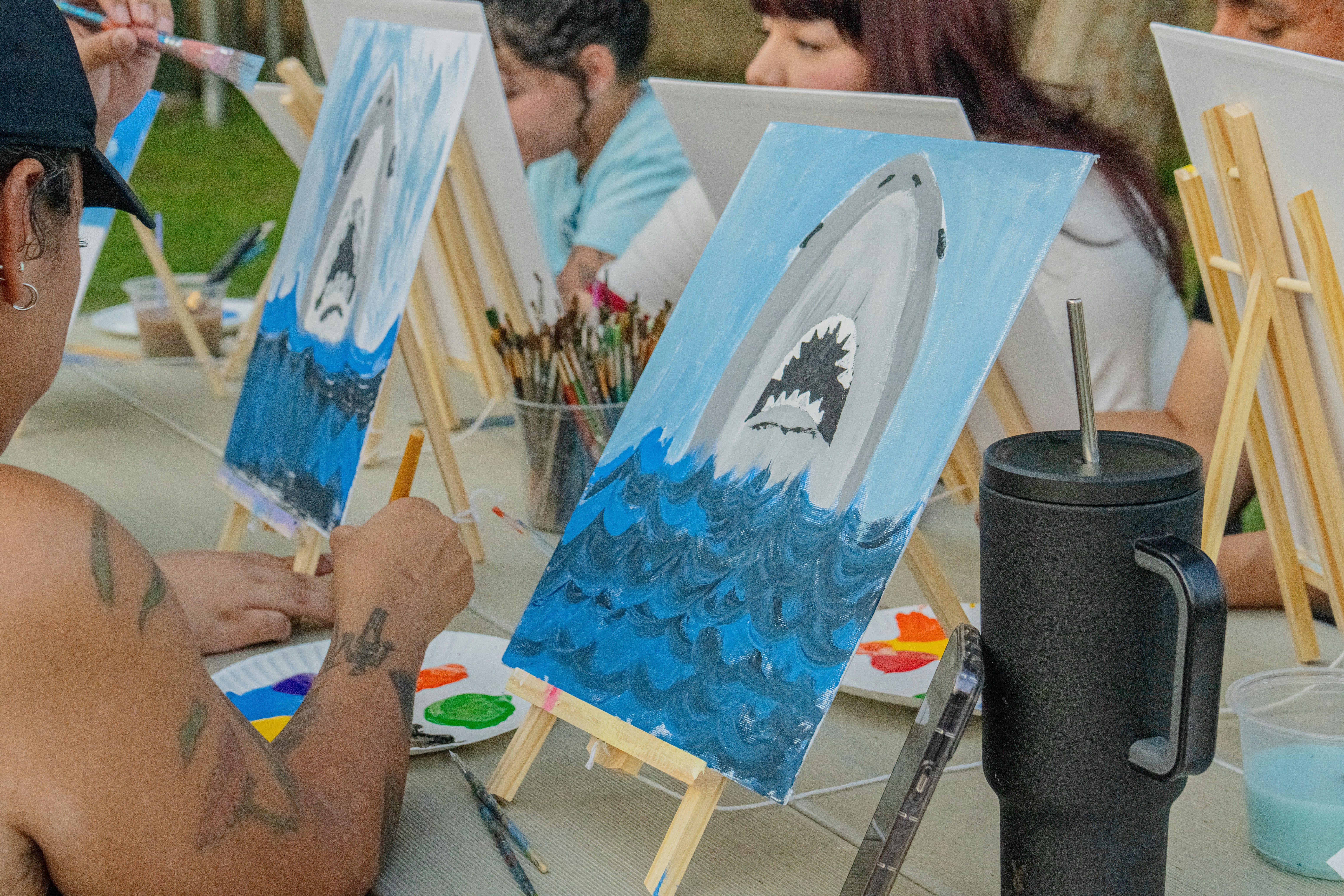 acrylic painting seniors, wallpaper, Beginner-Friendly Acrylic Painting Crafts for Seniors – Easy Steps 4