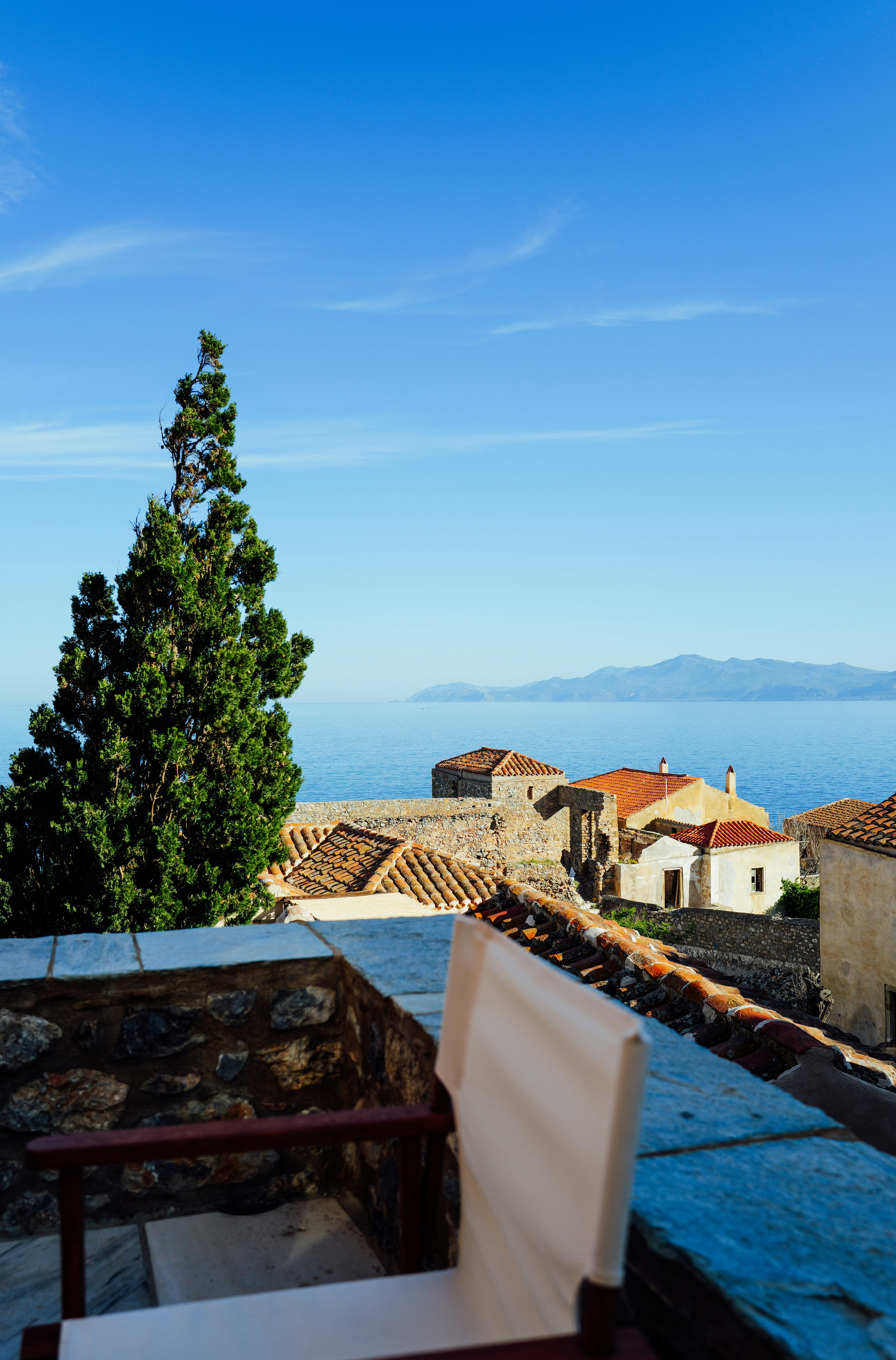 Photo by adrienolichon