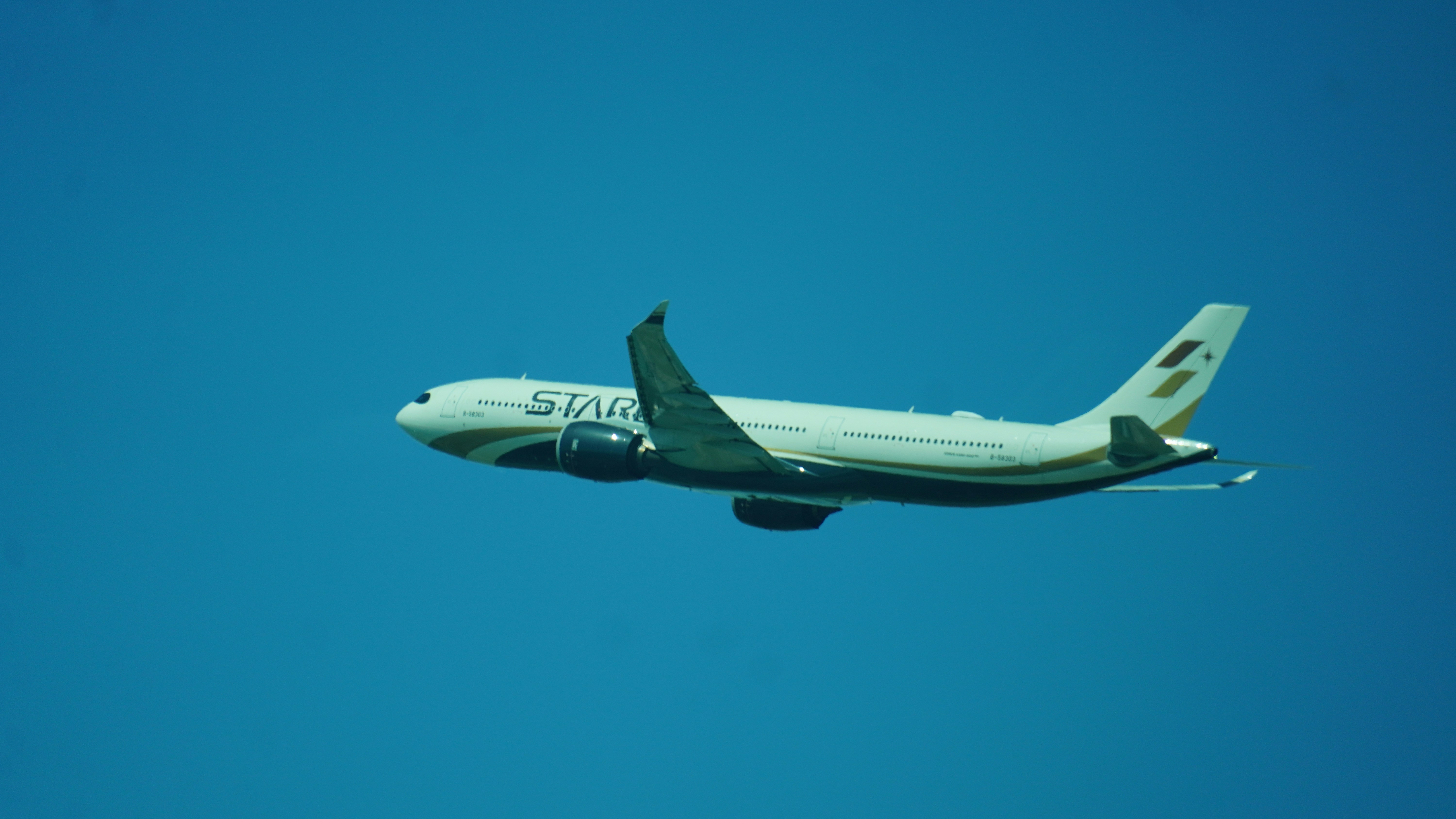 Photo by ridhamsupriyanto