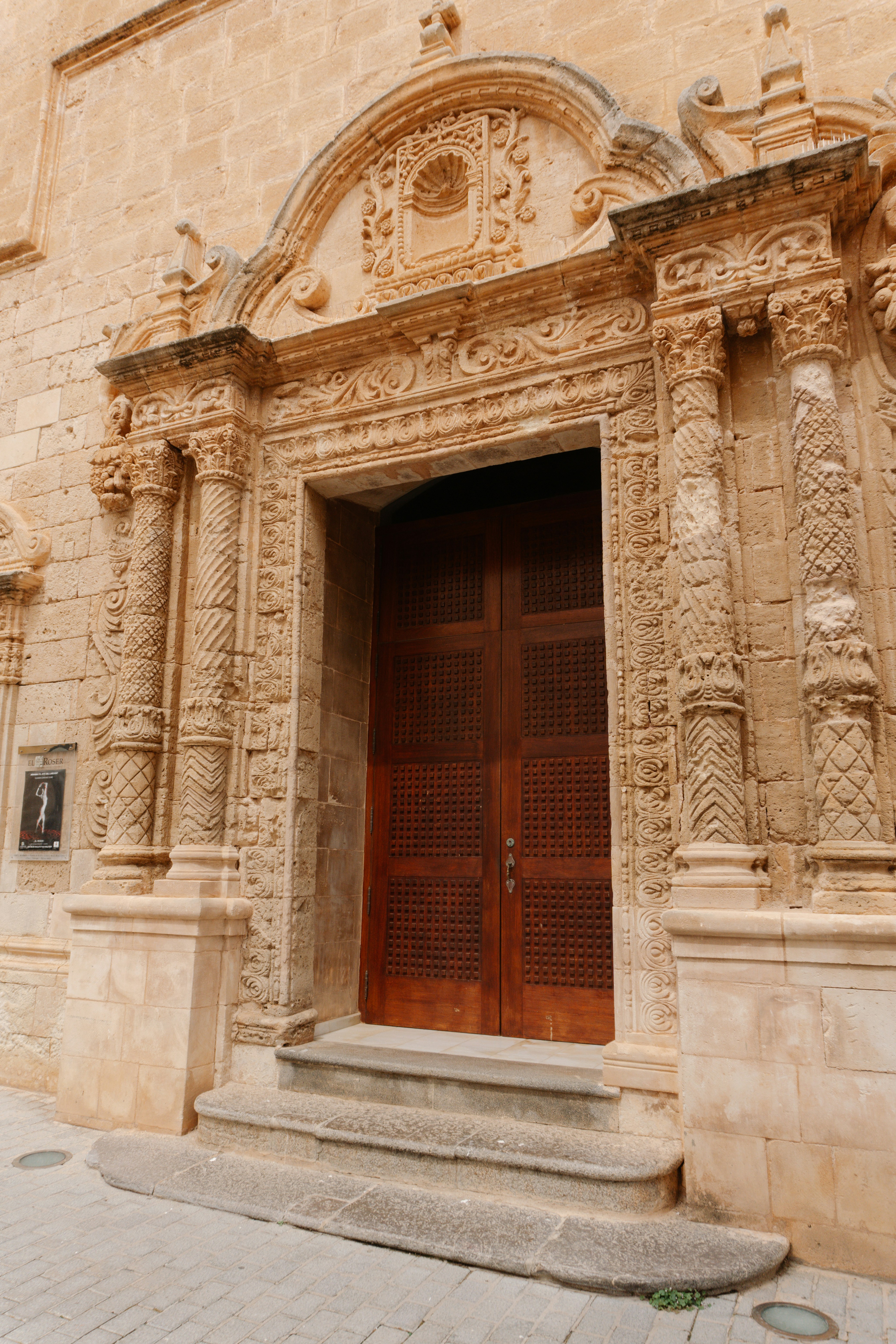 Photo by raymondpetrik