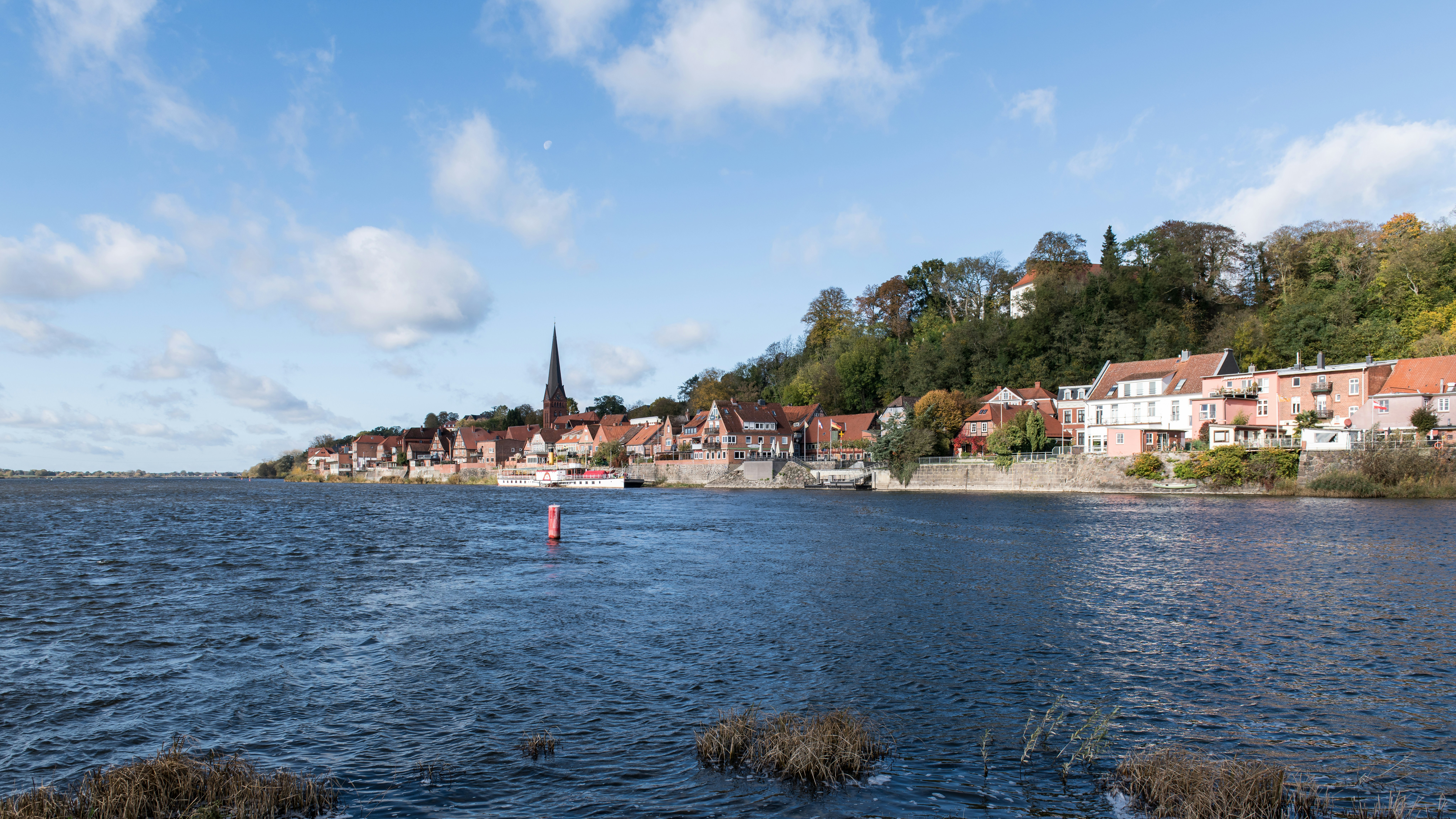 Containers in Elbe, WA